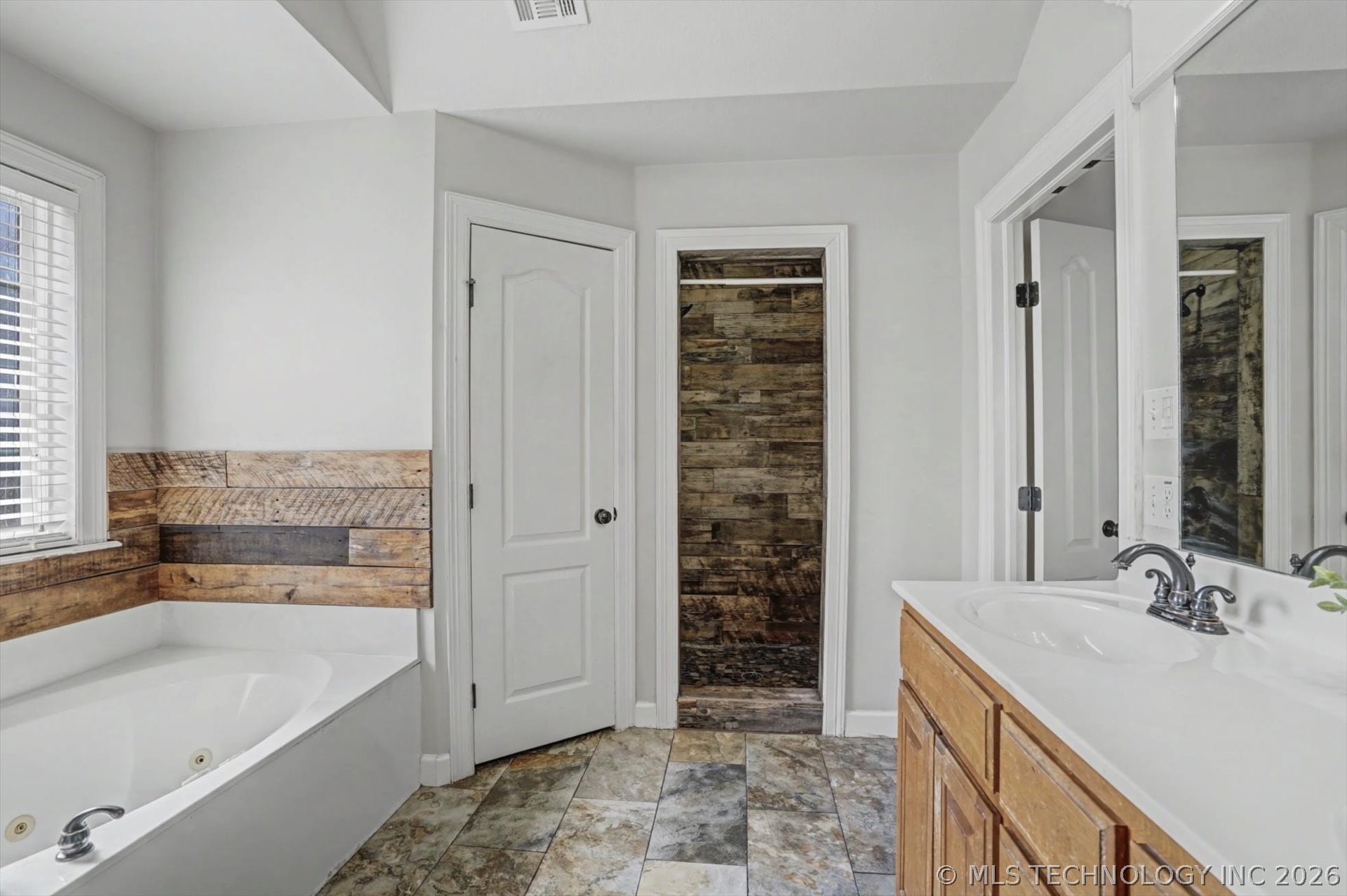 26356 E 114th Place S Property Photo 16
