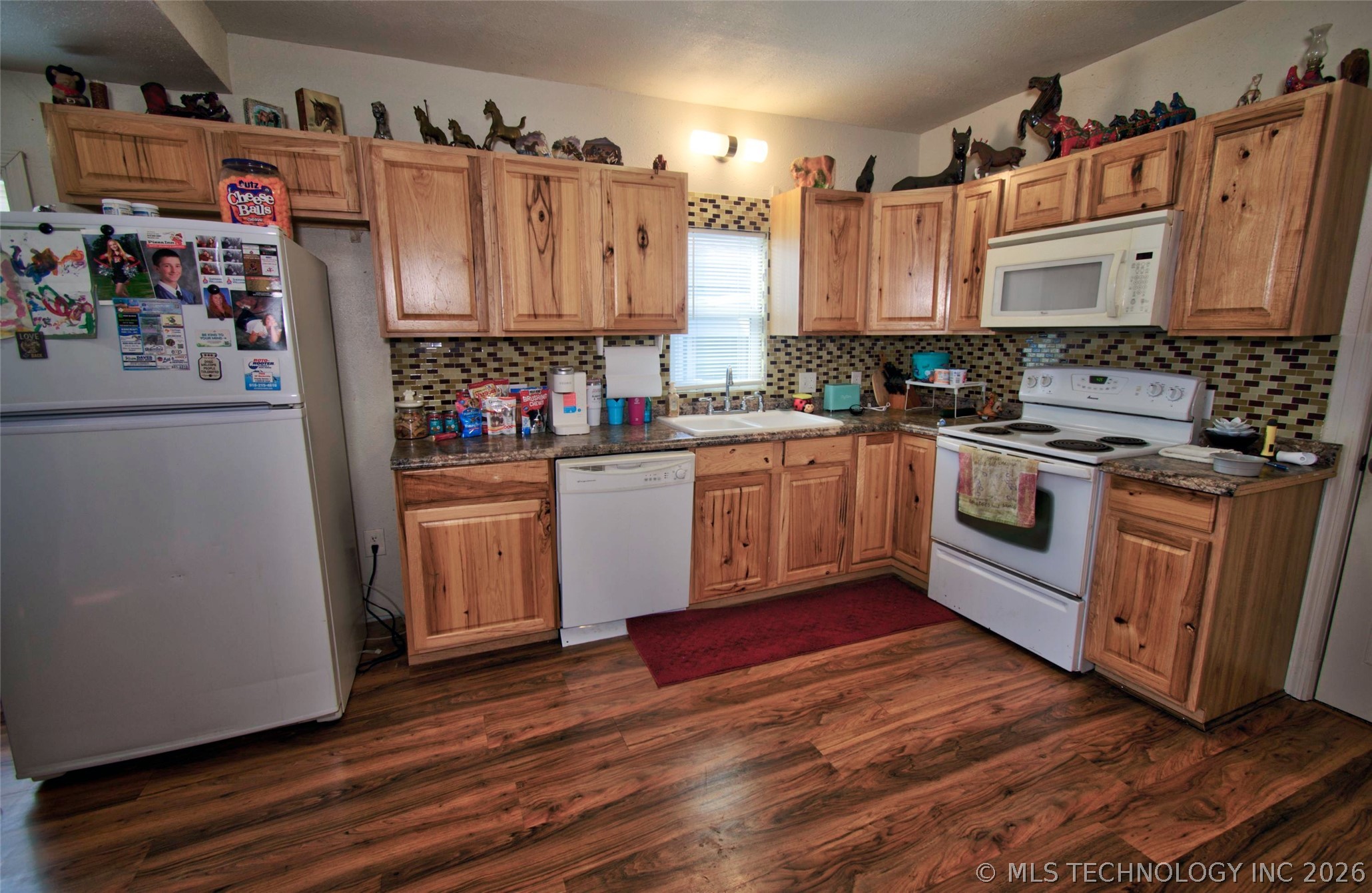1409 Baltimore Street Property Photo 7