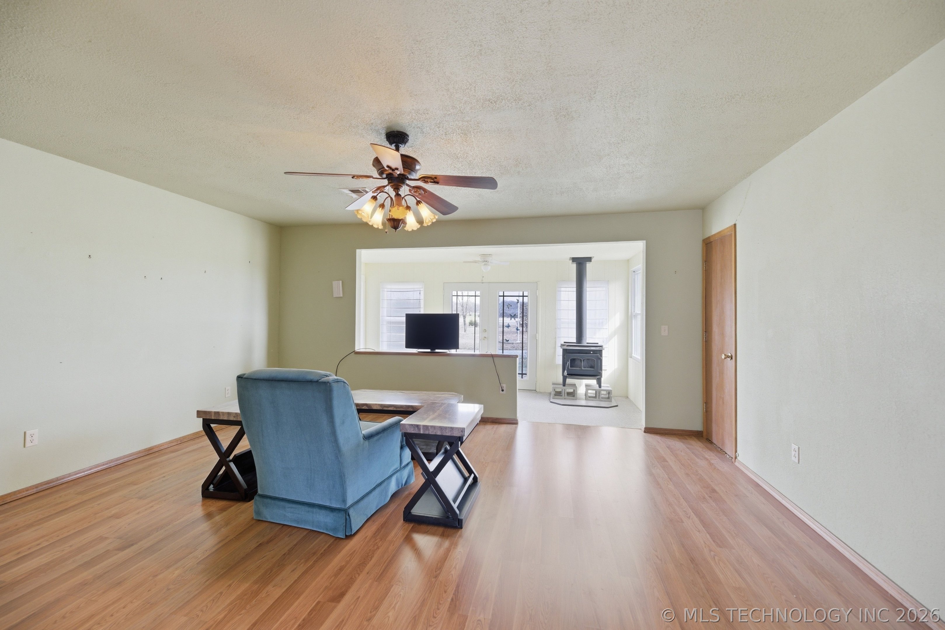 20600 Slick Road Property Photo 2