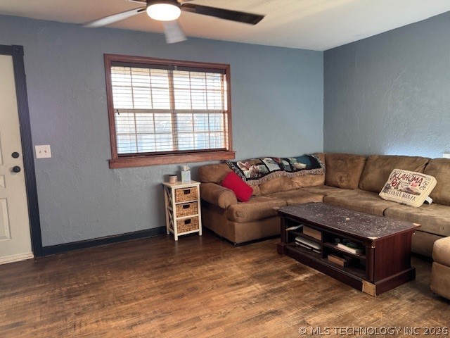 360 N 1st Property Photo 3