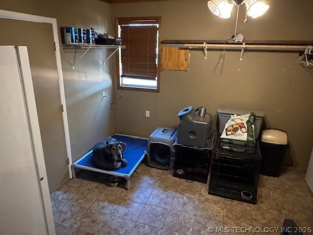 360 N 1st Property Photo 17