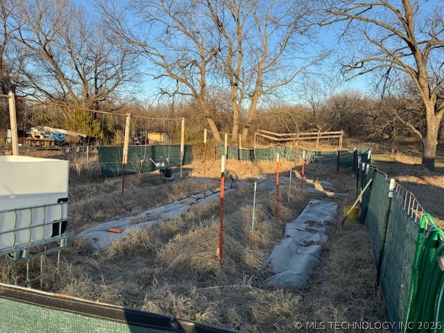 360 N 1st Property Photo 23