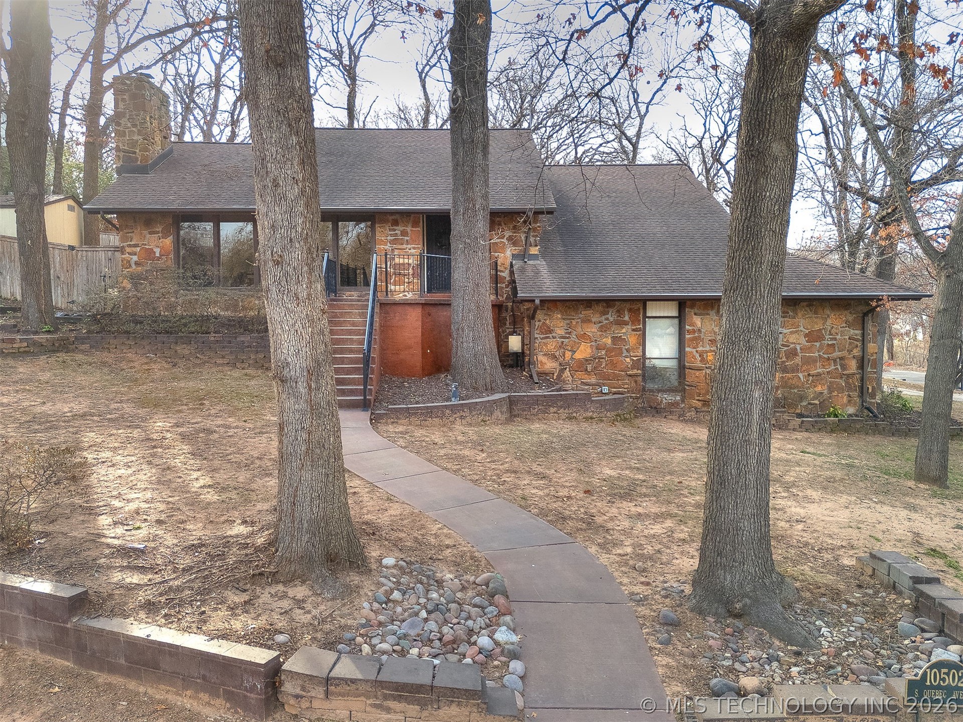10502 S Quebec Avenue Property Photo 1