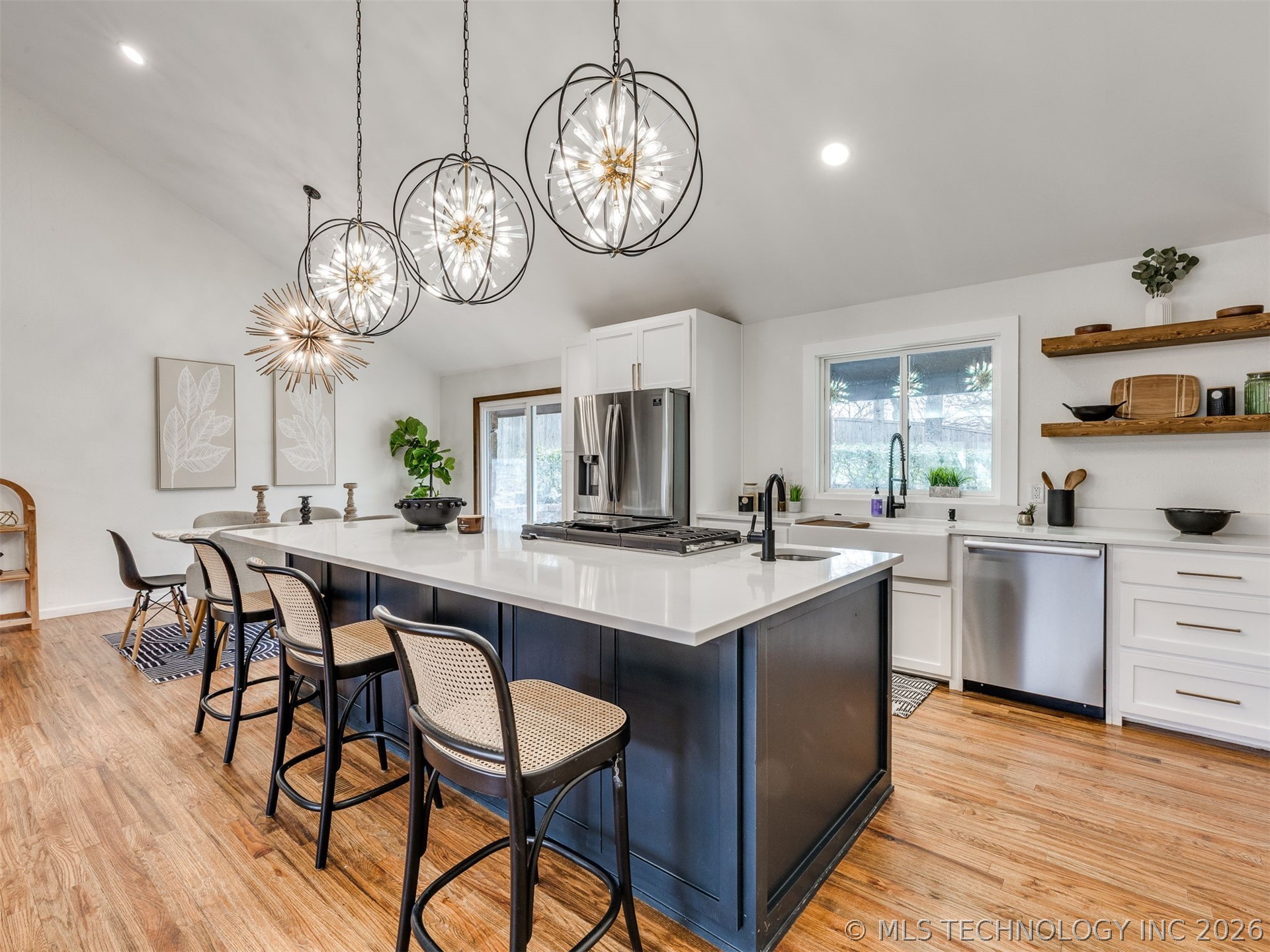10502 S Quebec Avenue Property Photo 15