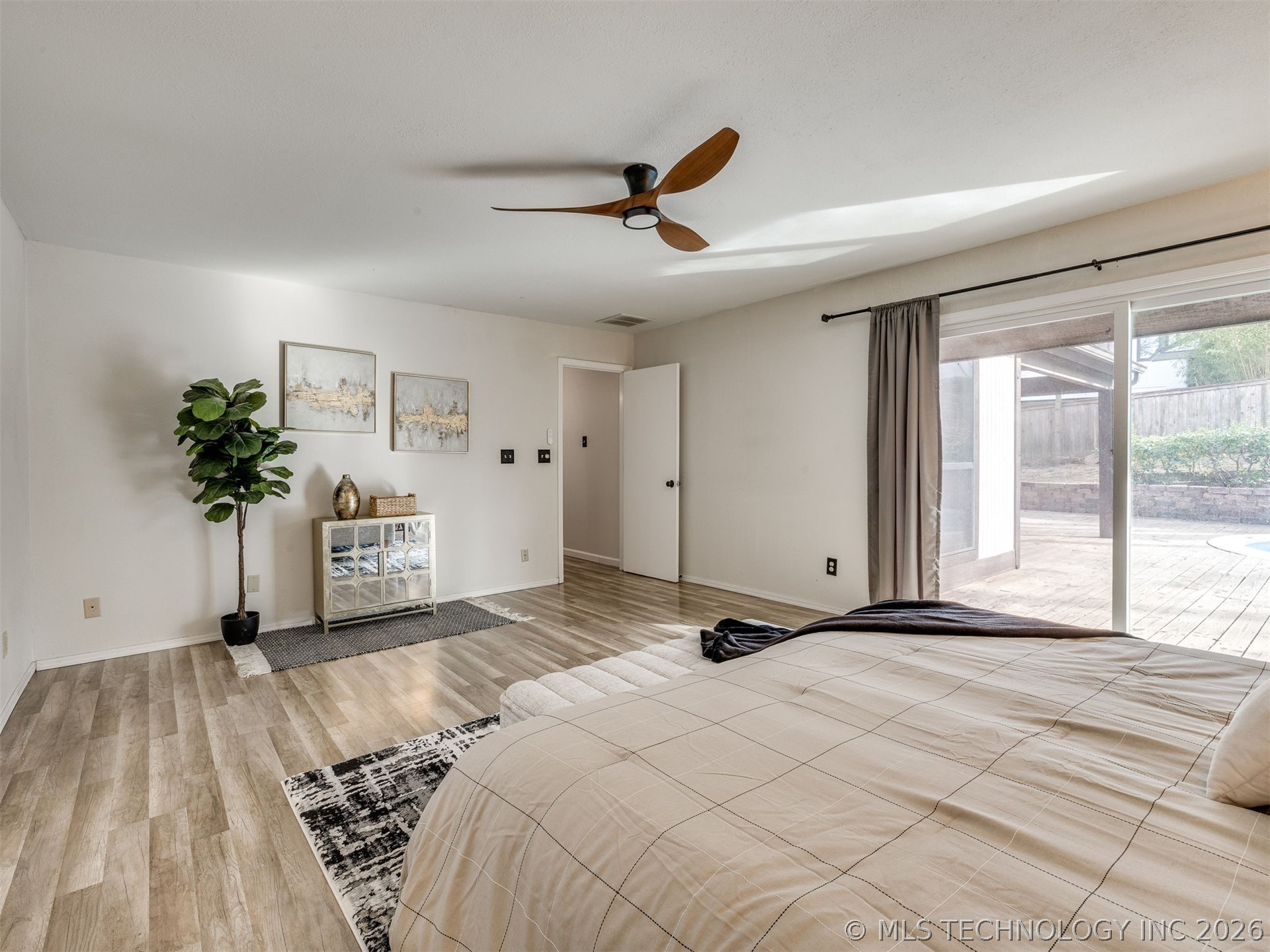 10502 S Quebec Avenue Property Photo 47