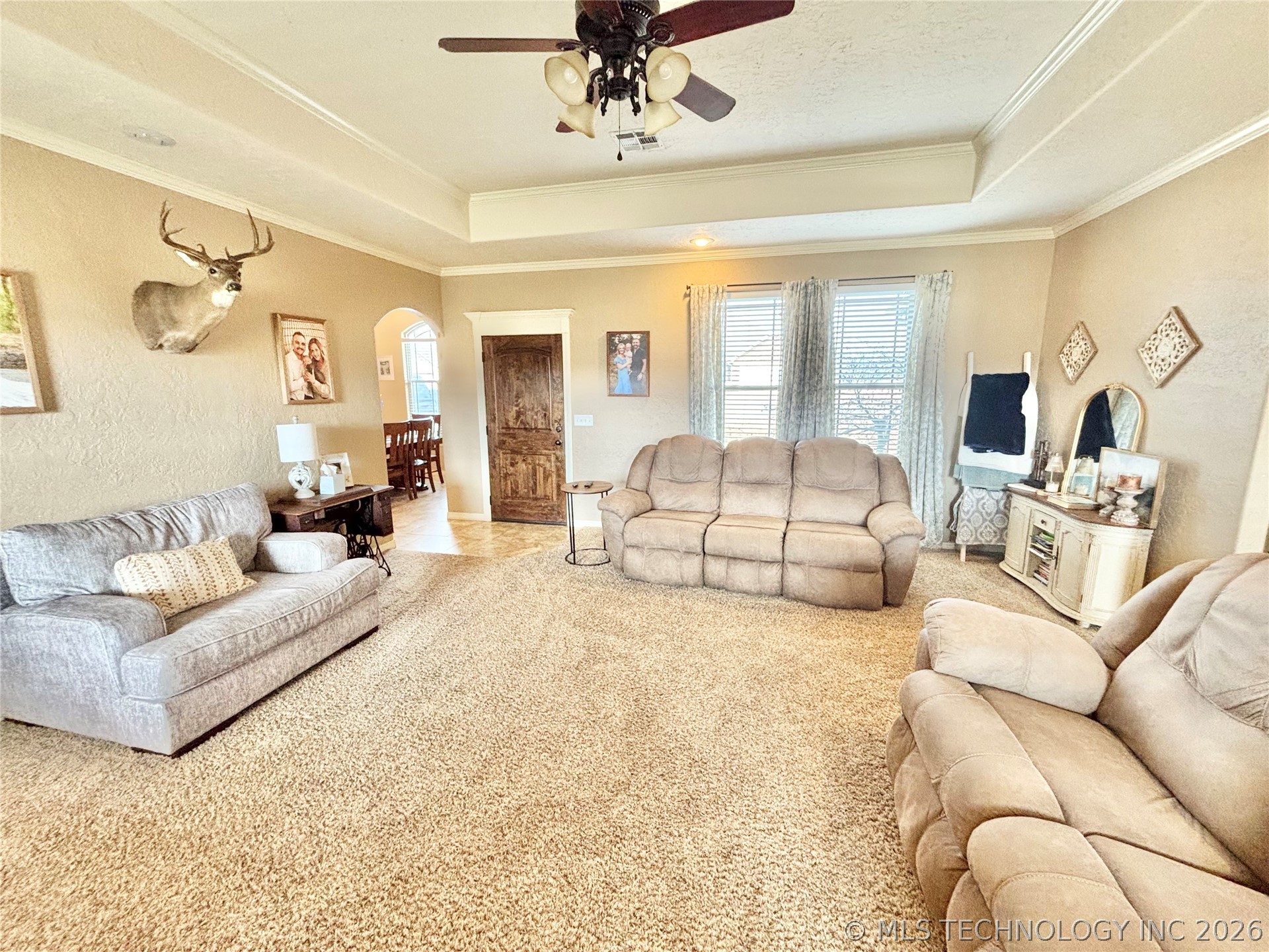 2010 E Creekside Road Property Photo 5