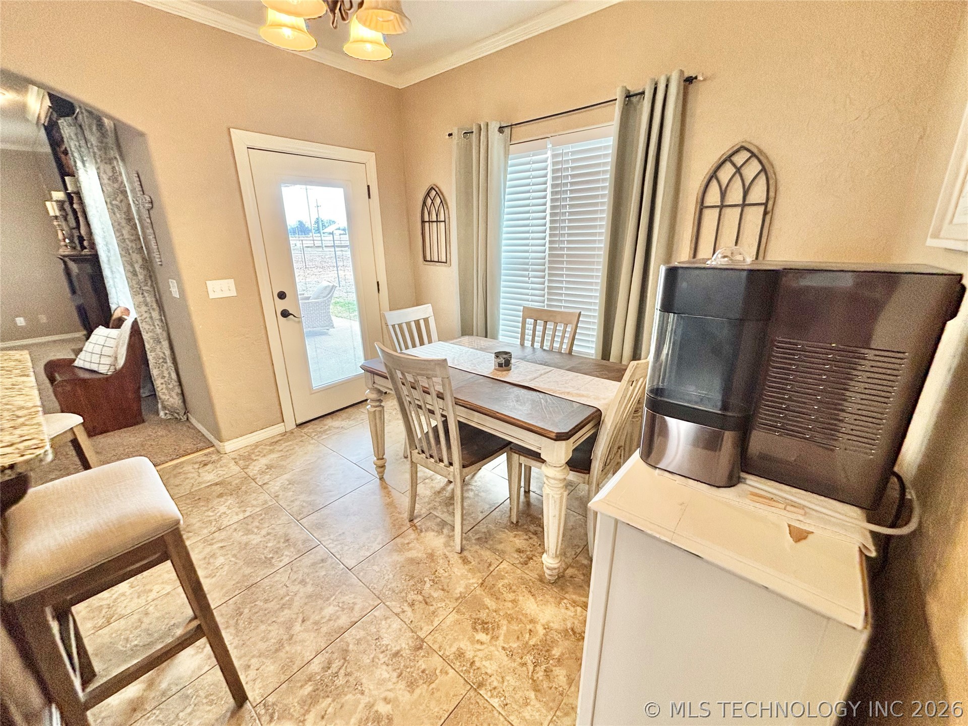 2010 E Creekside Road Property Photo 14