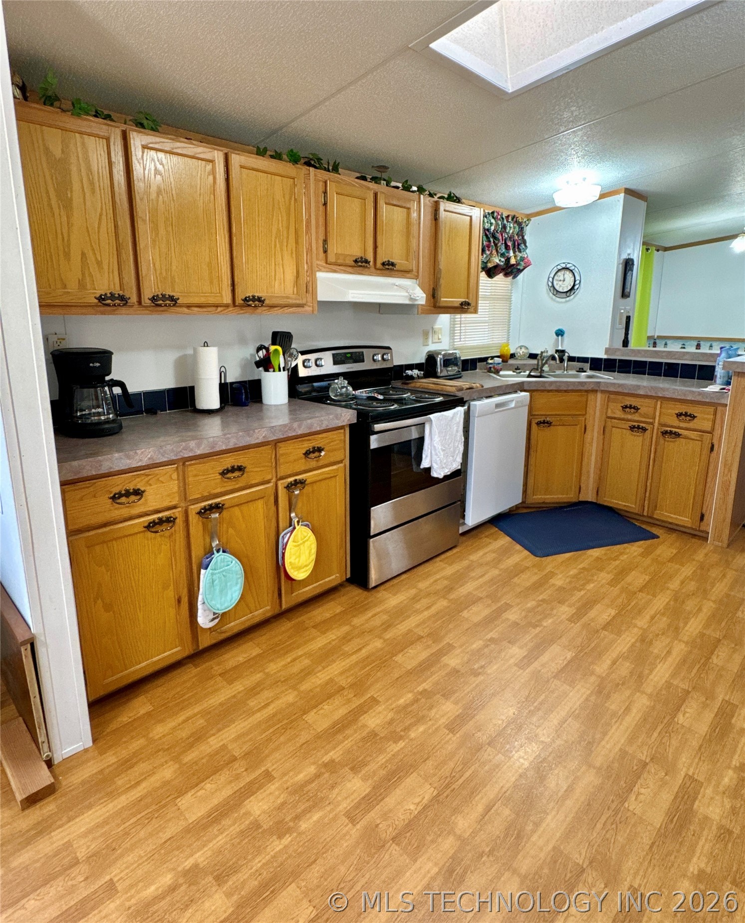 430230 E 1148 Road Property Photo 15