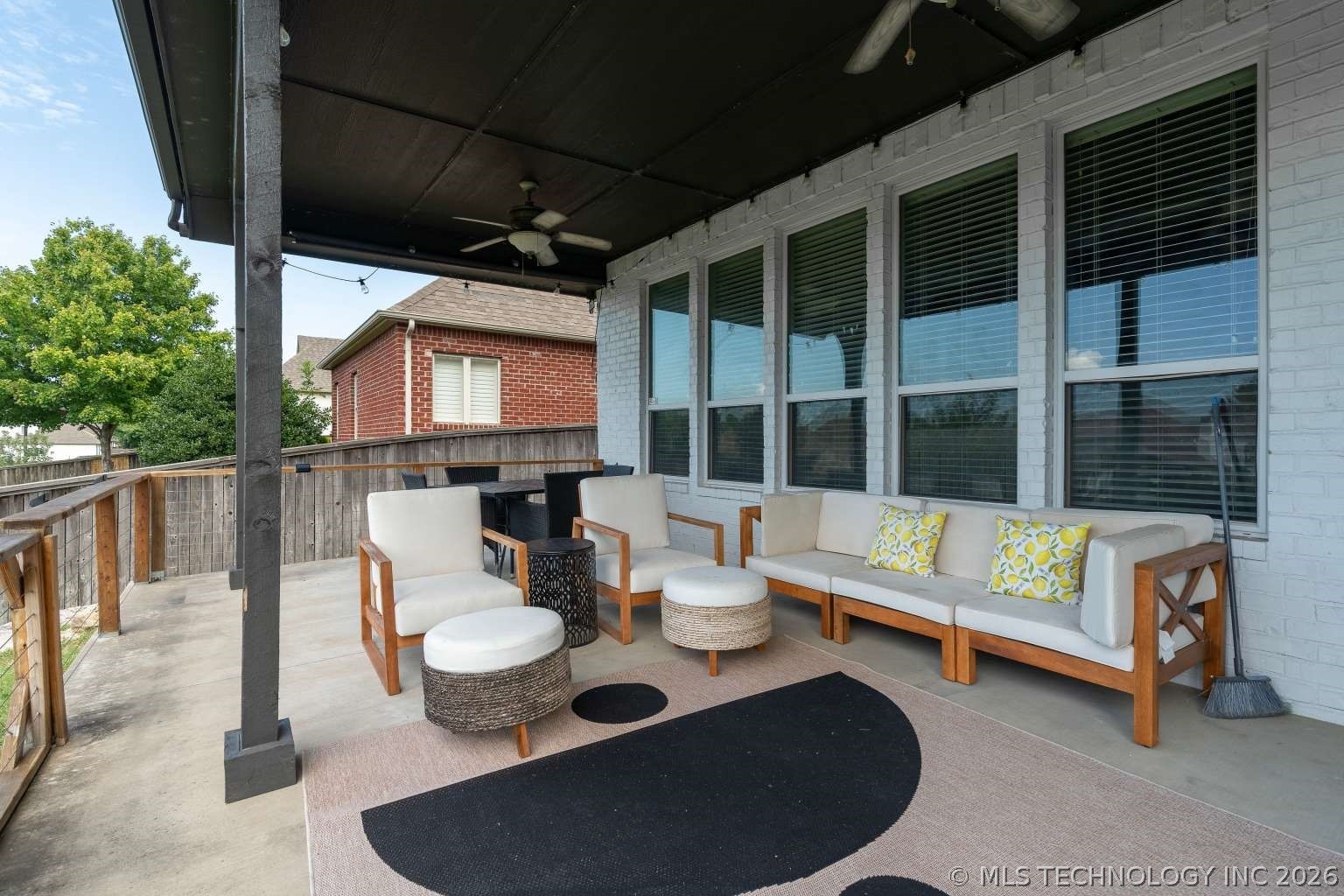 11340 S 75th East Avenue Property Photo 7