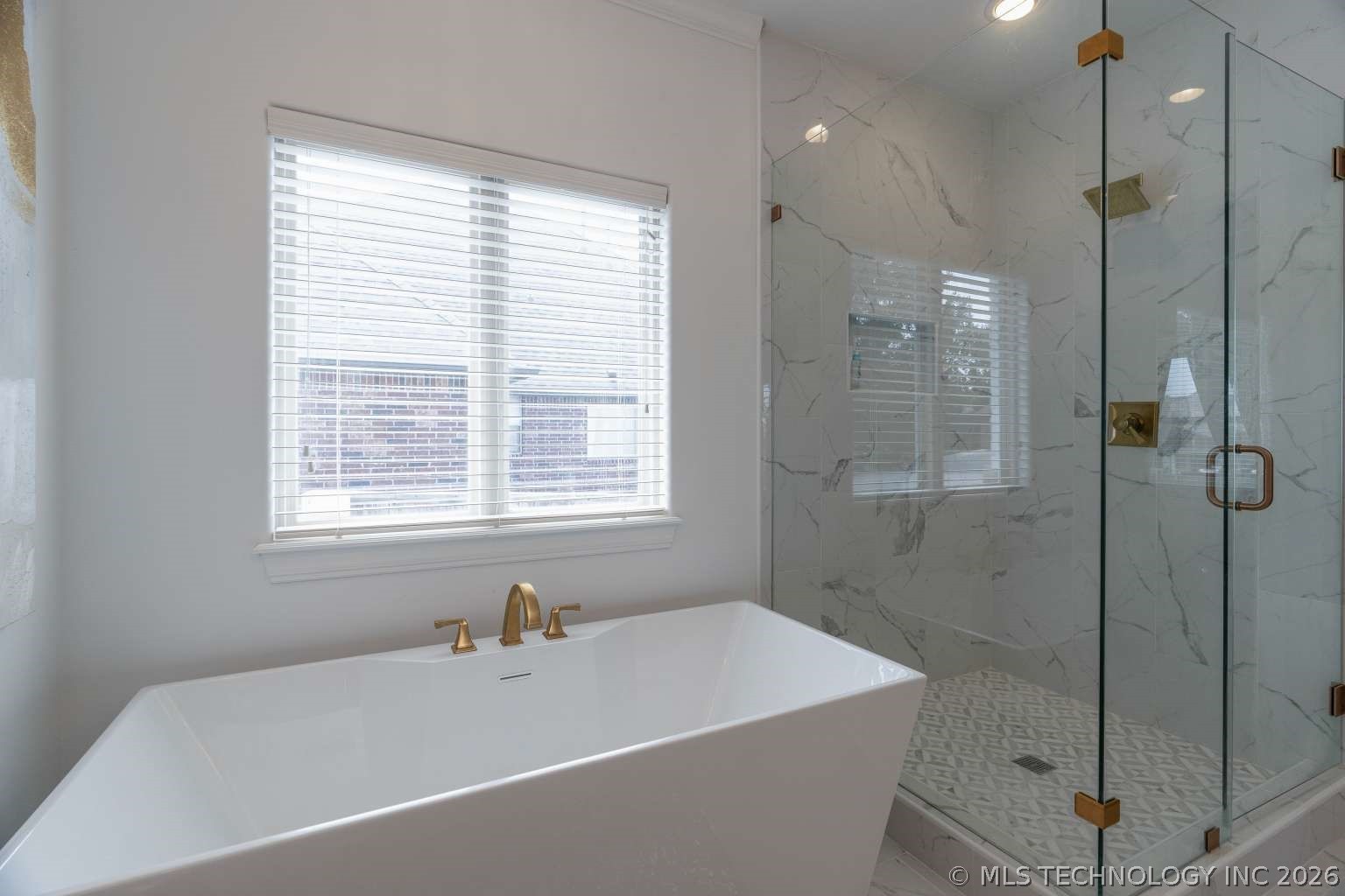 11340 S 75th East Avenue Property Photo 27