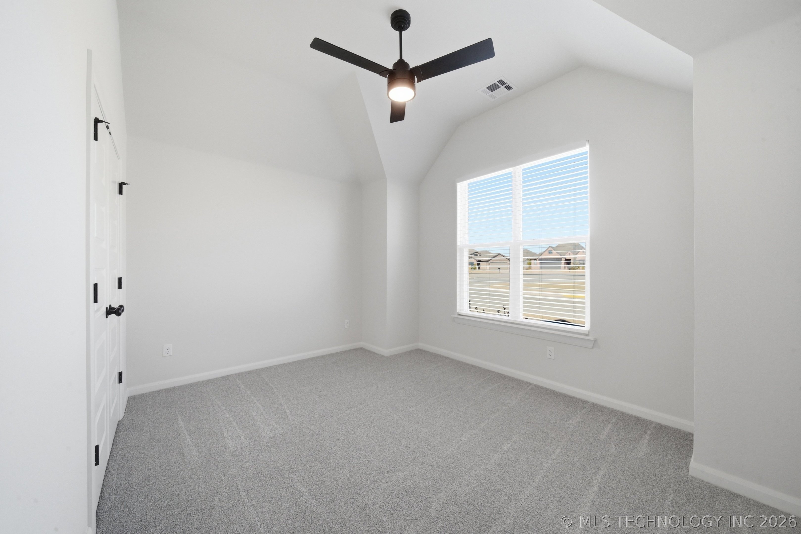 2431 W Madison Street Property Photo 22