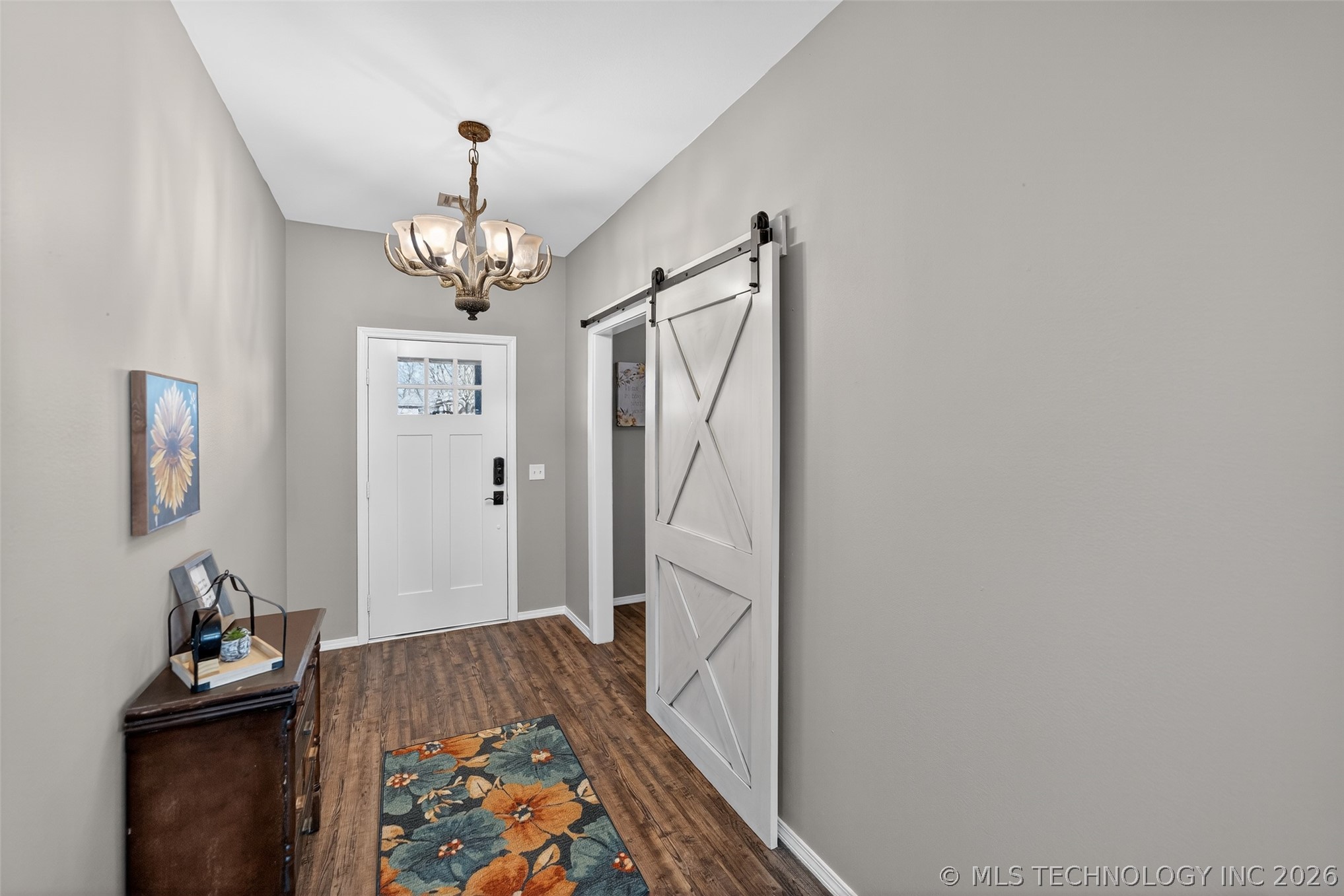 315 S Maple Street Property Photo 4