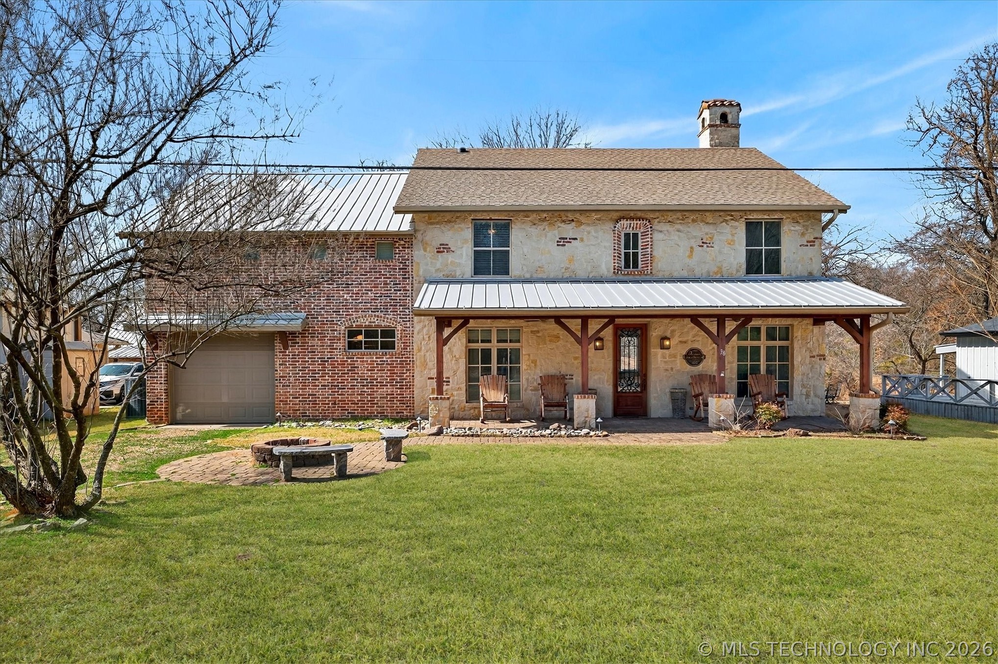 38 Oakwood Drive Property Photo 2