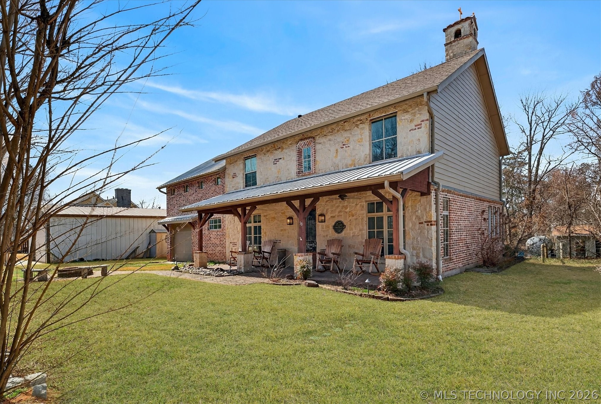 38 Oakwood Drive Property Photo 3