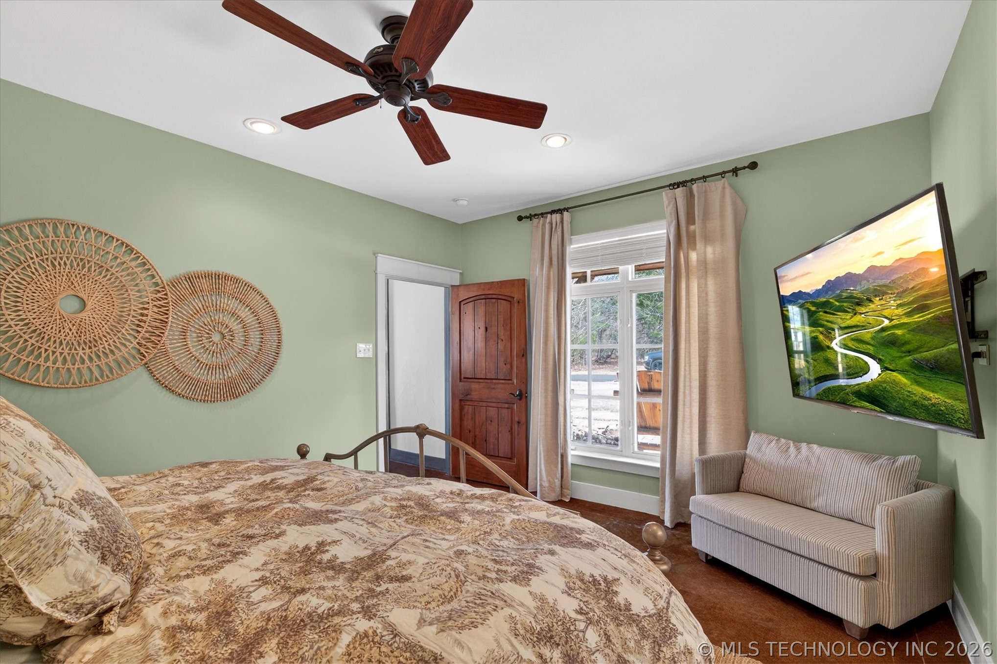 38 Oakwood Drive Property Photo 15