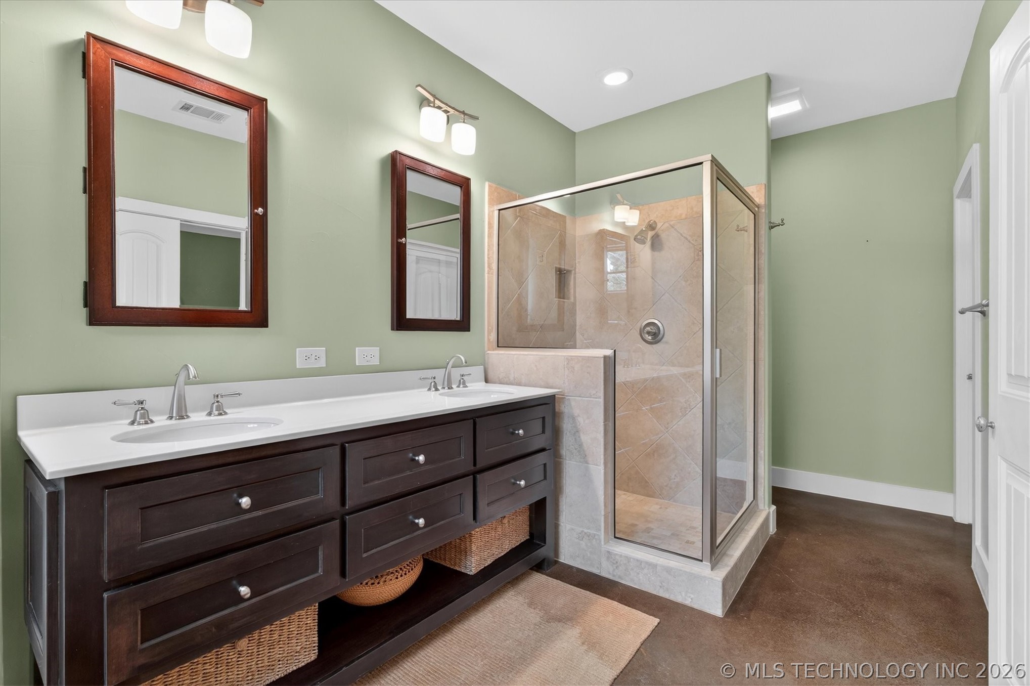 38 Oakwood Drive Property Photo 19
