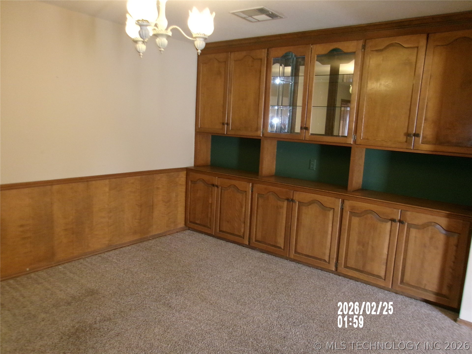 112 E 11th Street Property Photo 4