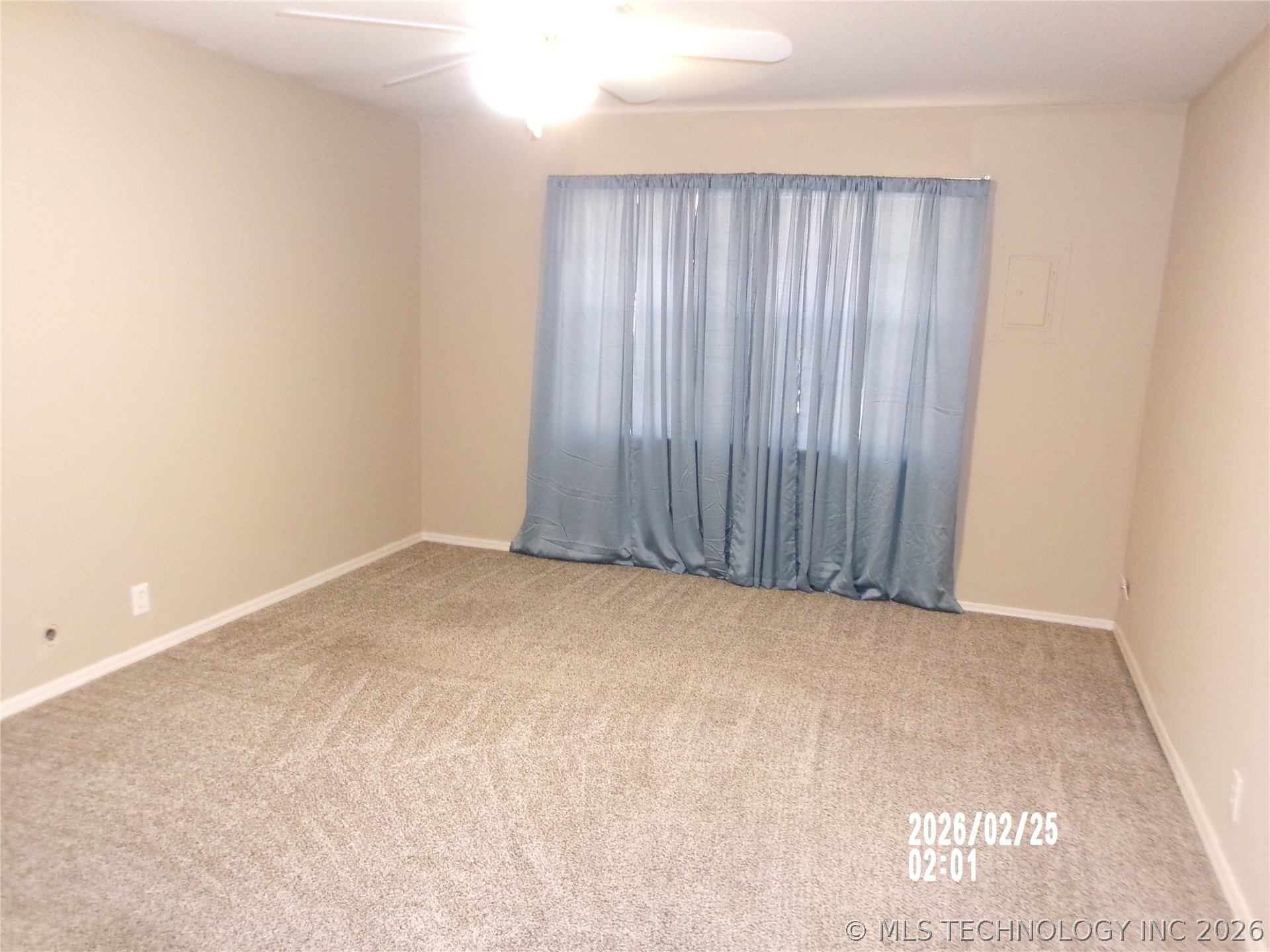 112 E 11th Street Property Photo 7