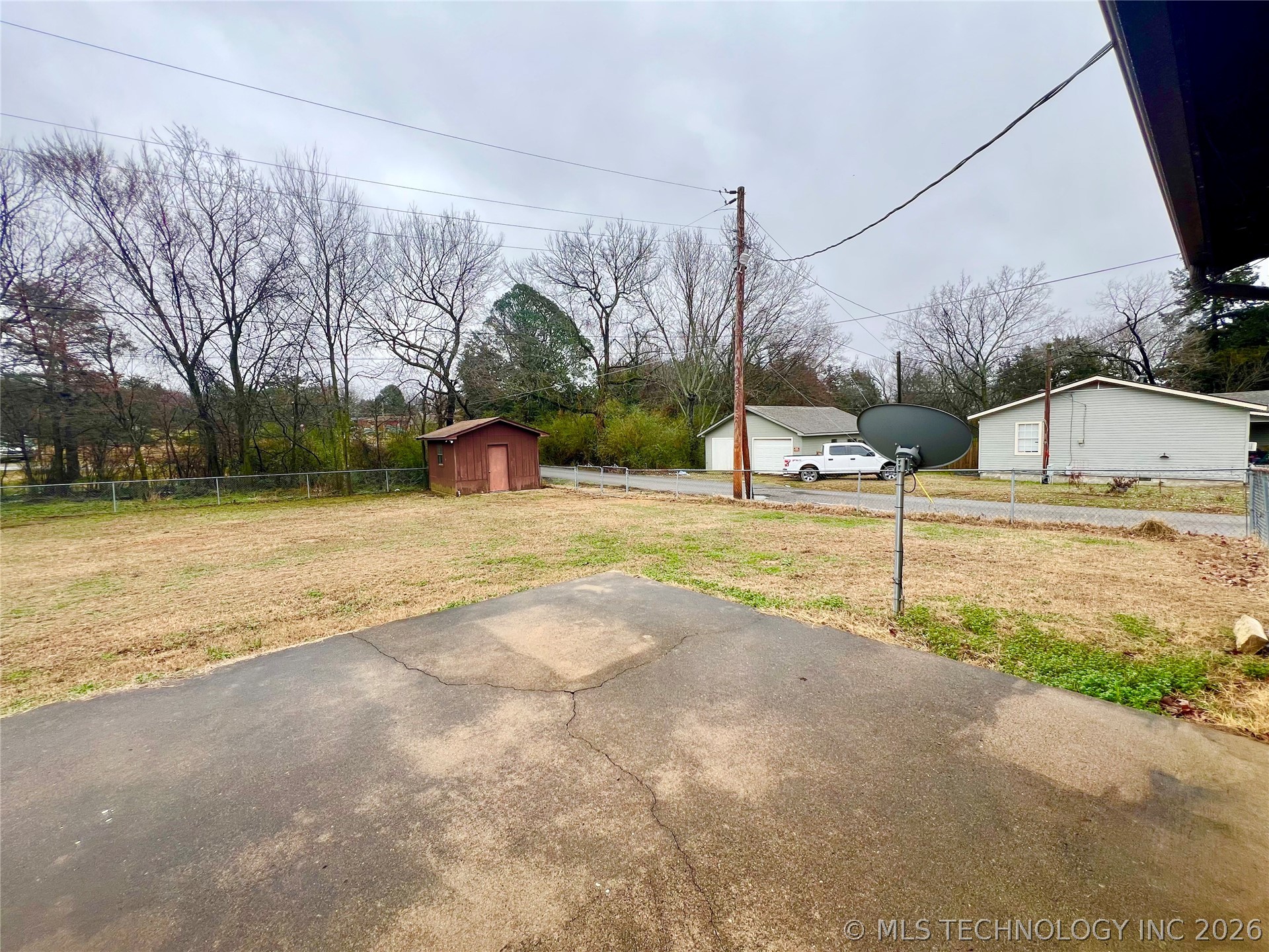 801 S Webb Lane Property Photo 23