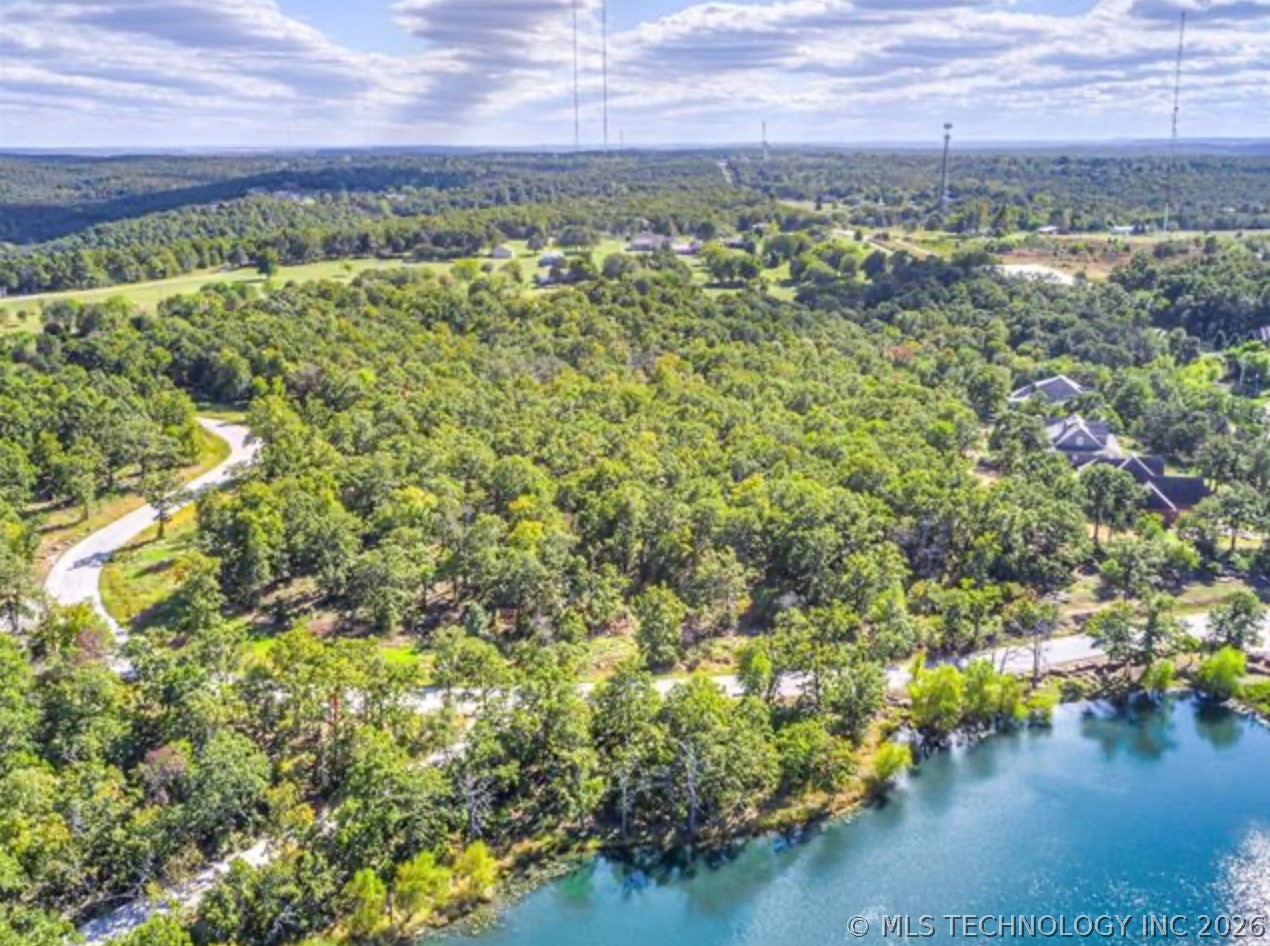 25 Windridge Drive Property Photo 8
