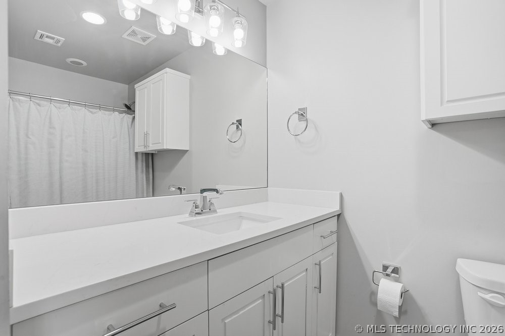 6802 E 86th Place N Property Photo 38