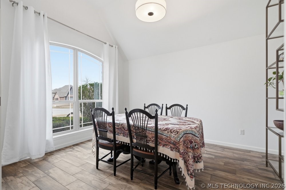 2202 W 117th Place S Property Photo 18