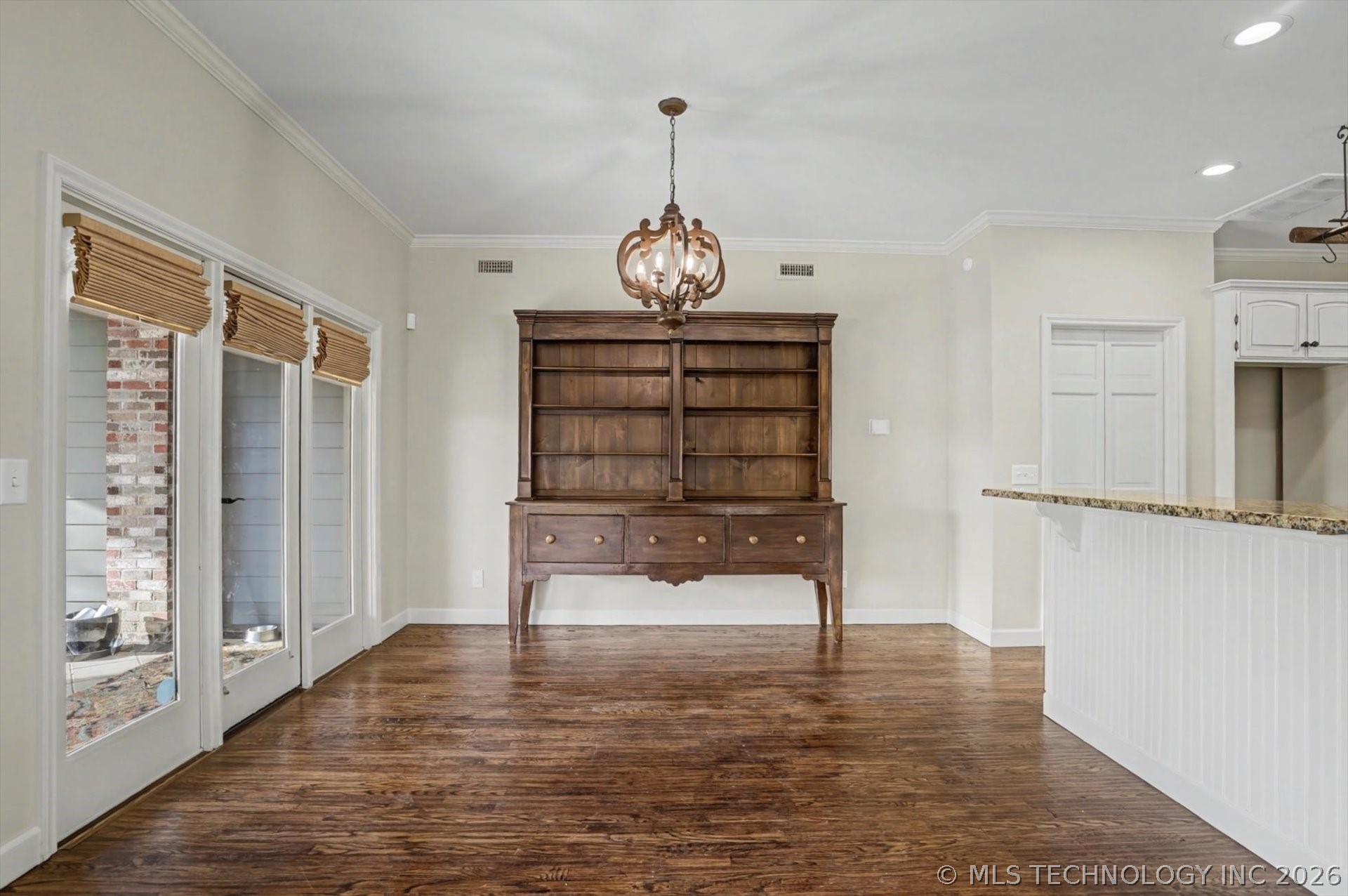 817 Countrywood Way Property Photo 18