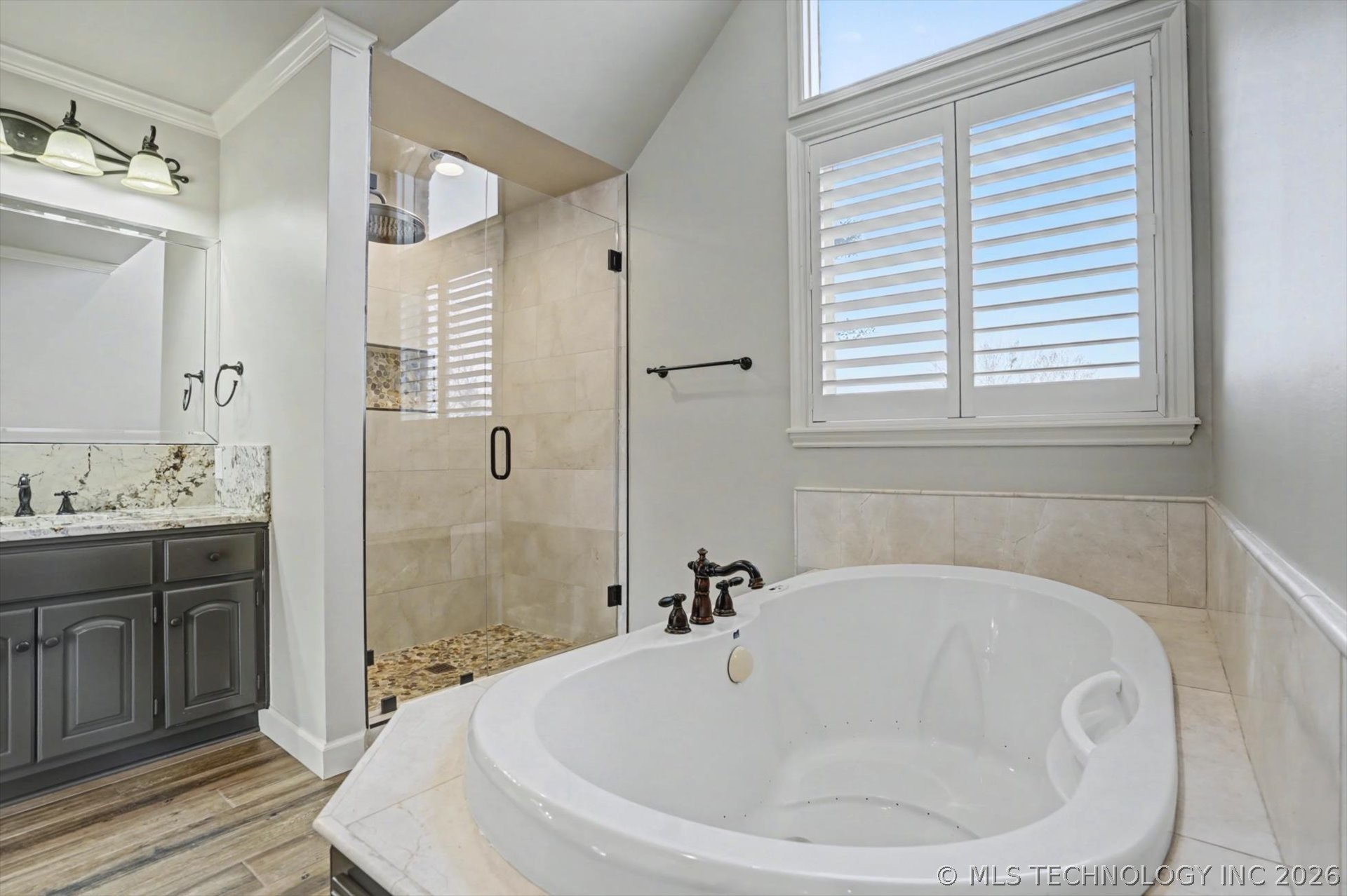817 Countrywood Way Property Photo 29