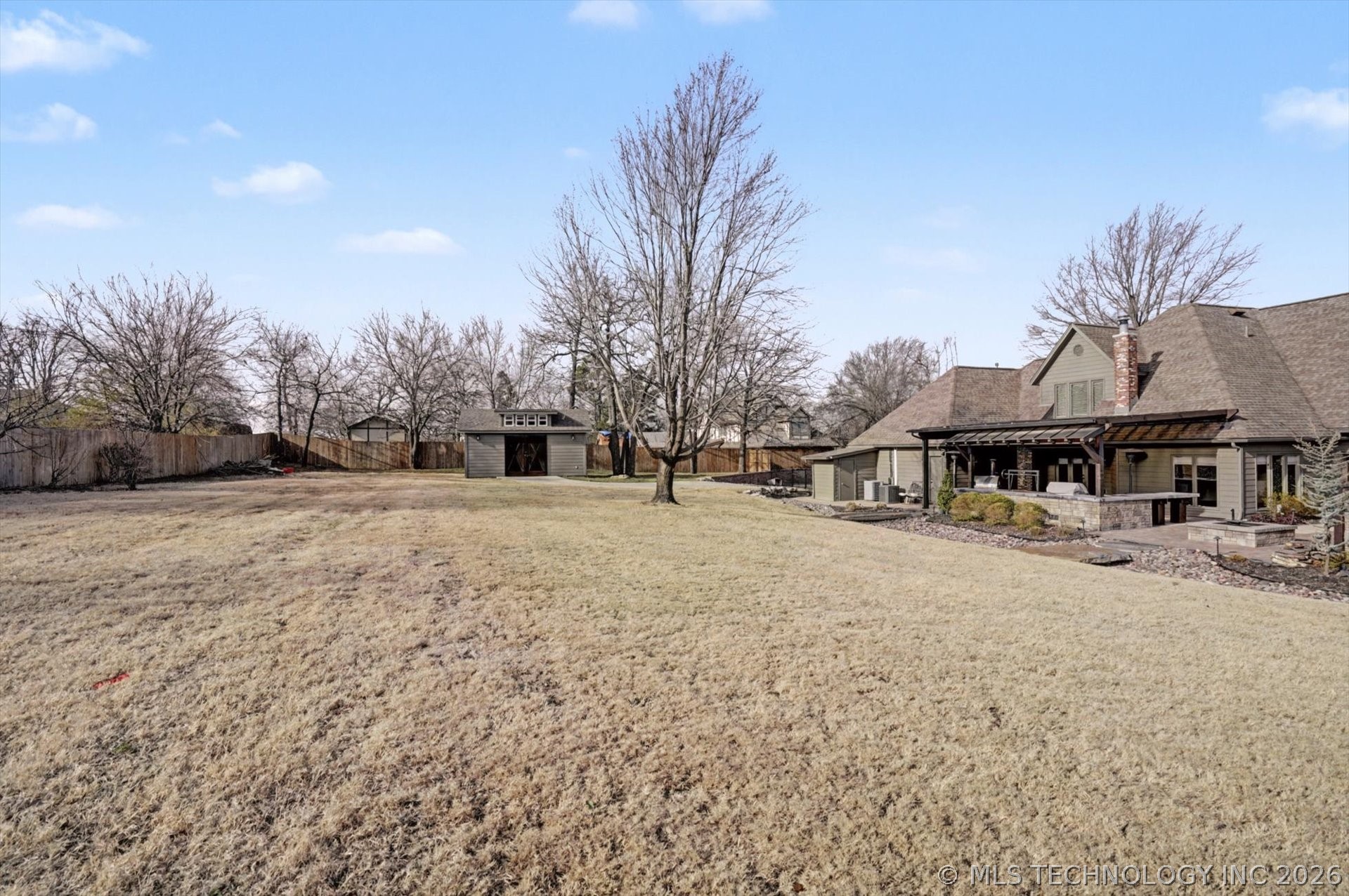 817 Countrywood Way Property Photo 41