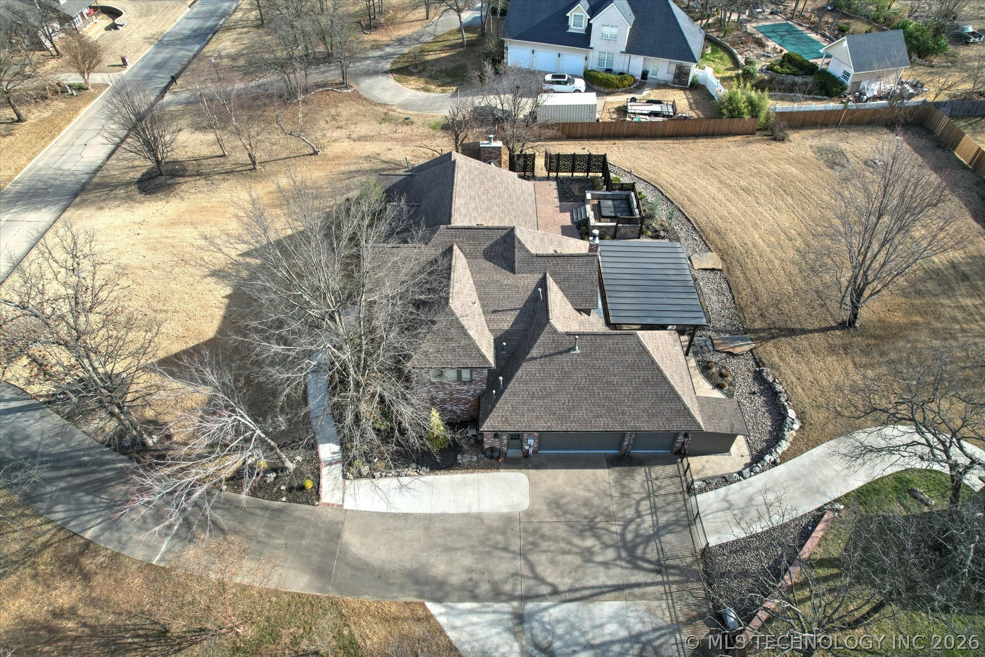817 Countrywood Way Property Photo 48