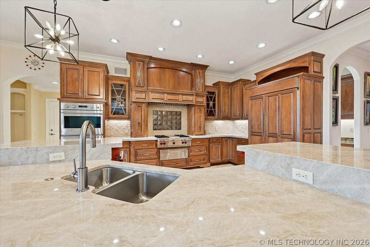 10703 S Forest Avenue Property Photo 13