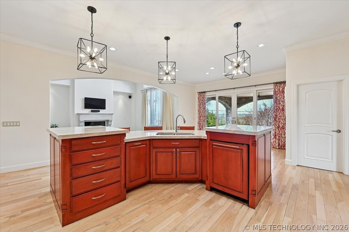 10703 S Forest Avenue Property Photo 18