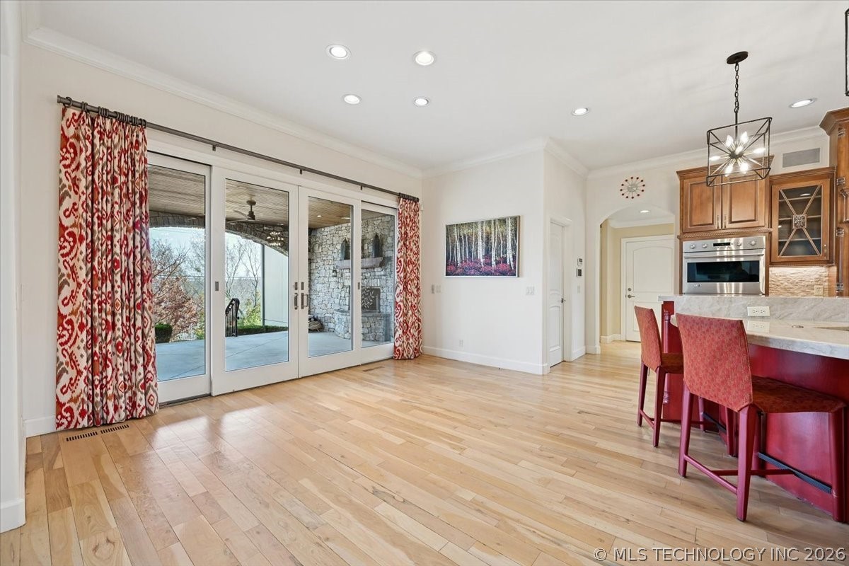 10703 S Forest Avenue Property Photo 26