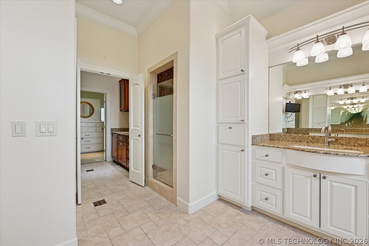 10703 S Forest Avenue Property Photo 41