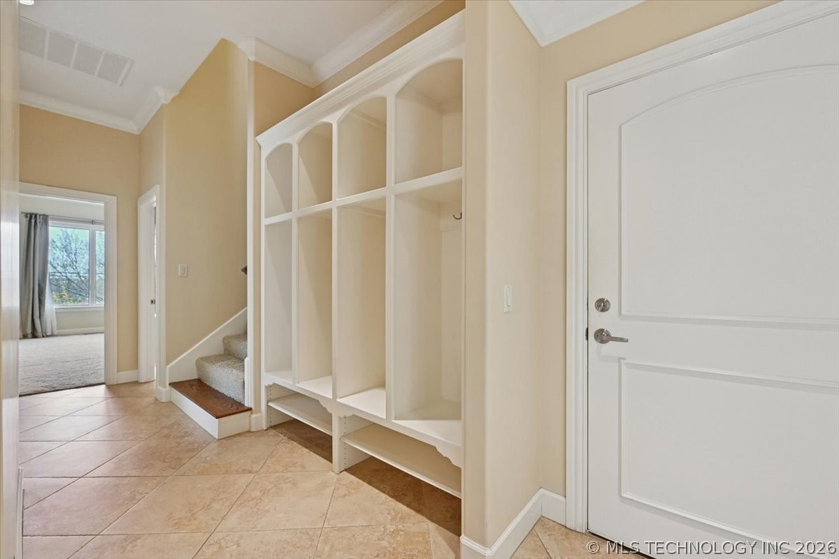 10703 S Forest Avenue Property Photo 43