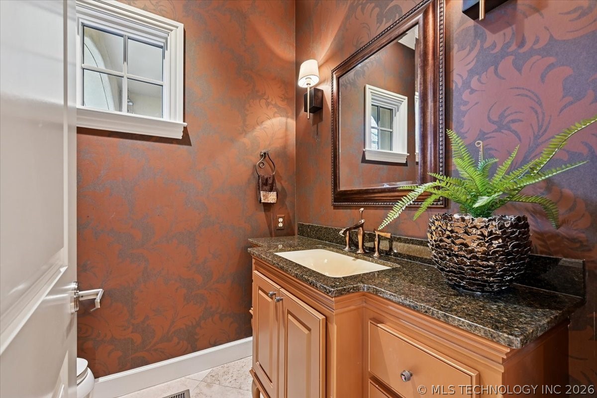 10703 S Forest Avenue Property Photo 50