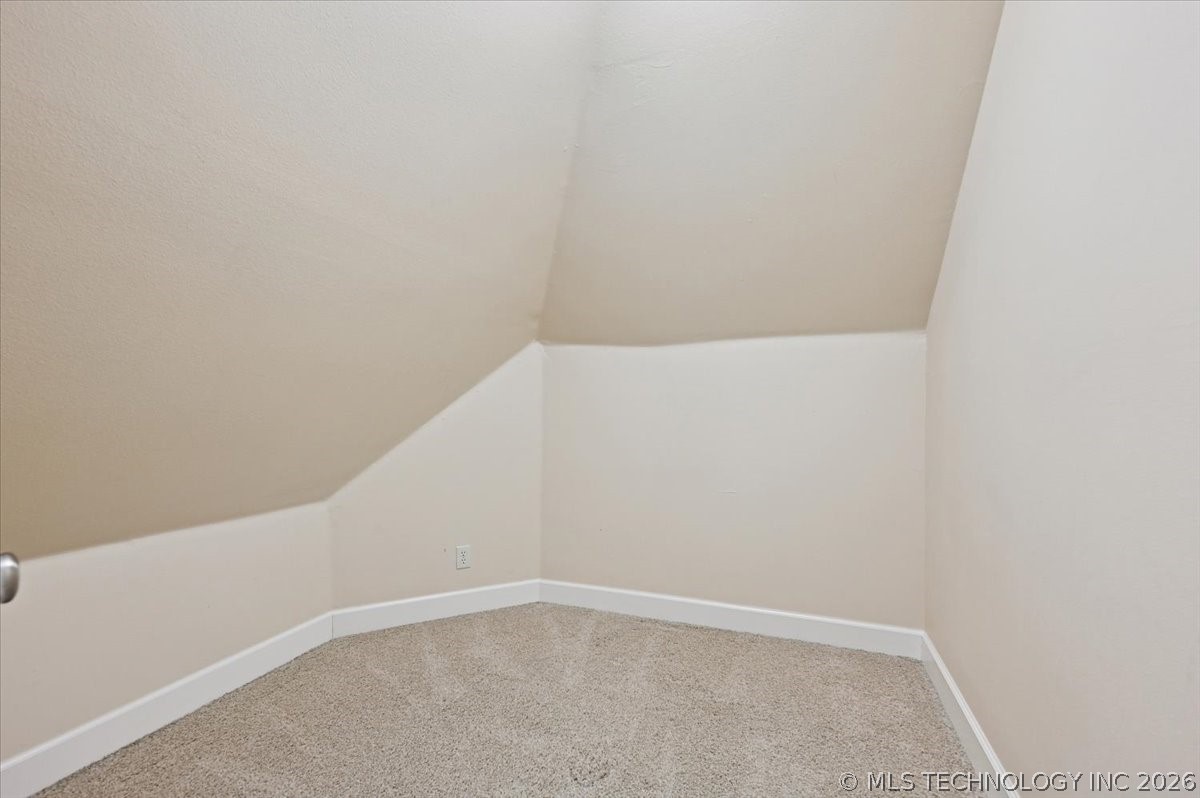 10703 S Forest Avenue Property Photo 61