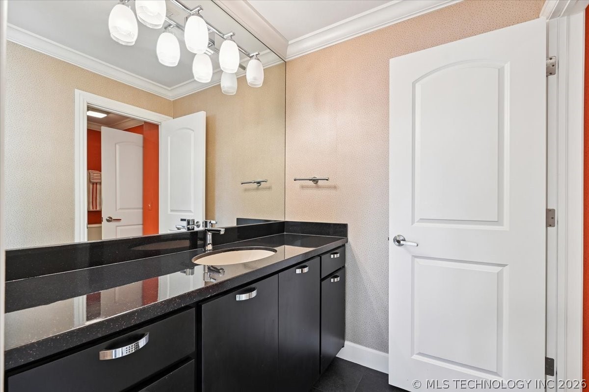 10703 S Forest Avenue Property Photo 63