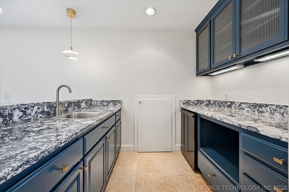 10703 S Forest Avenue Property Photo 71