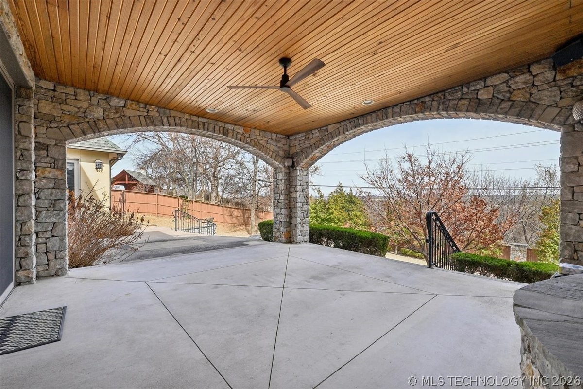 10703 S Forest Avenue Property Photo 77