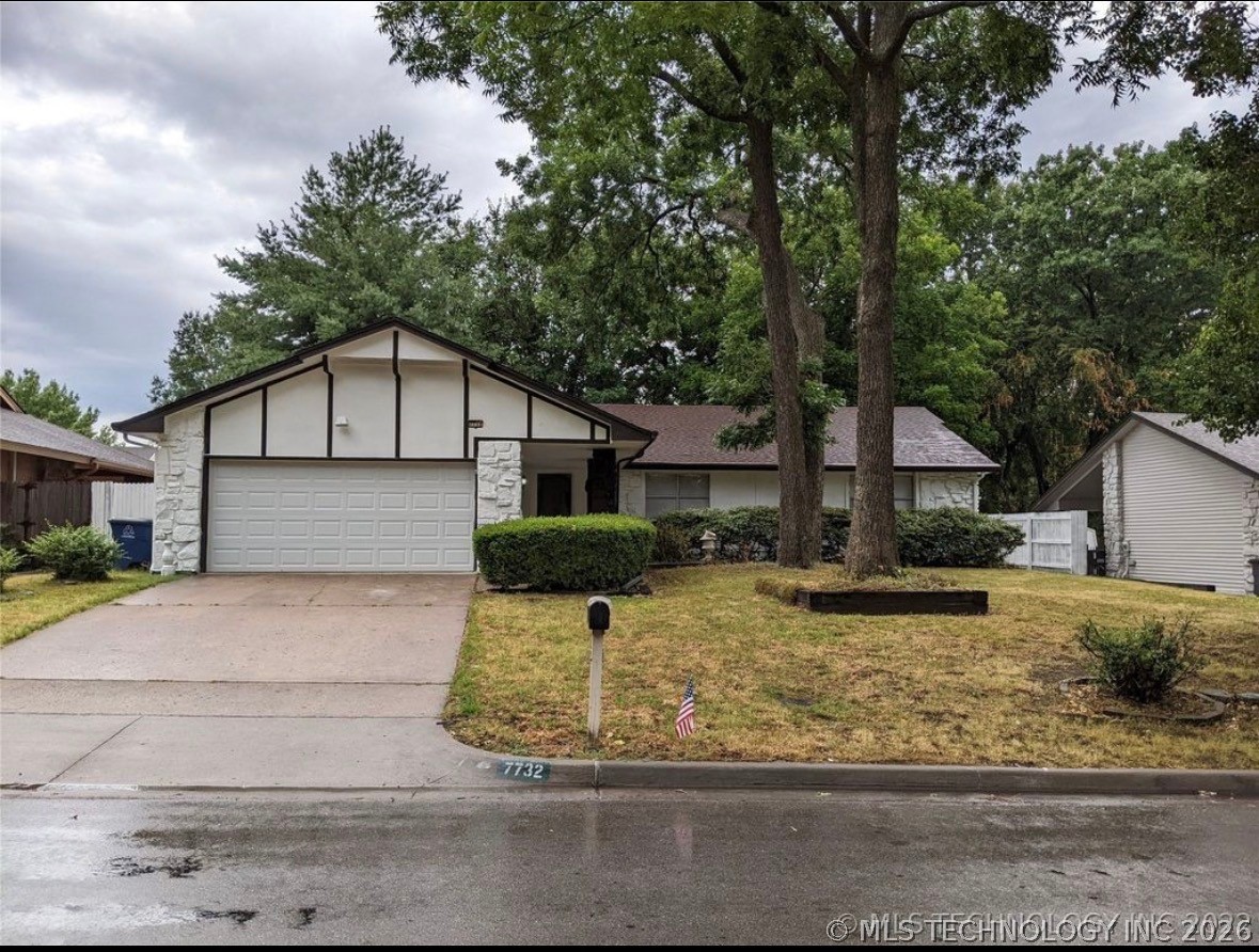 7732 S 69th East Place Property Photo 1