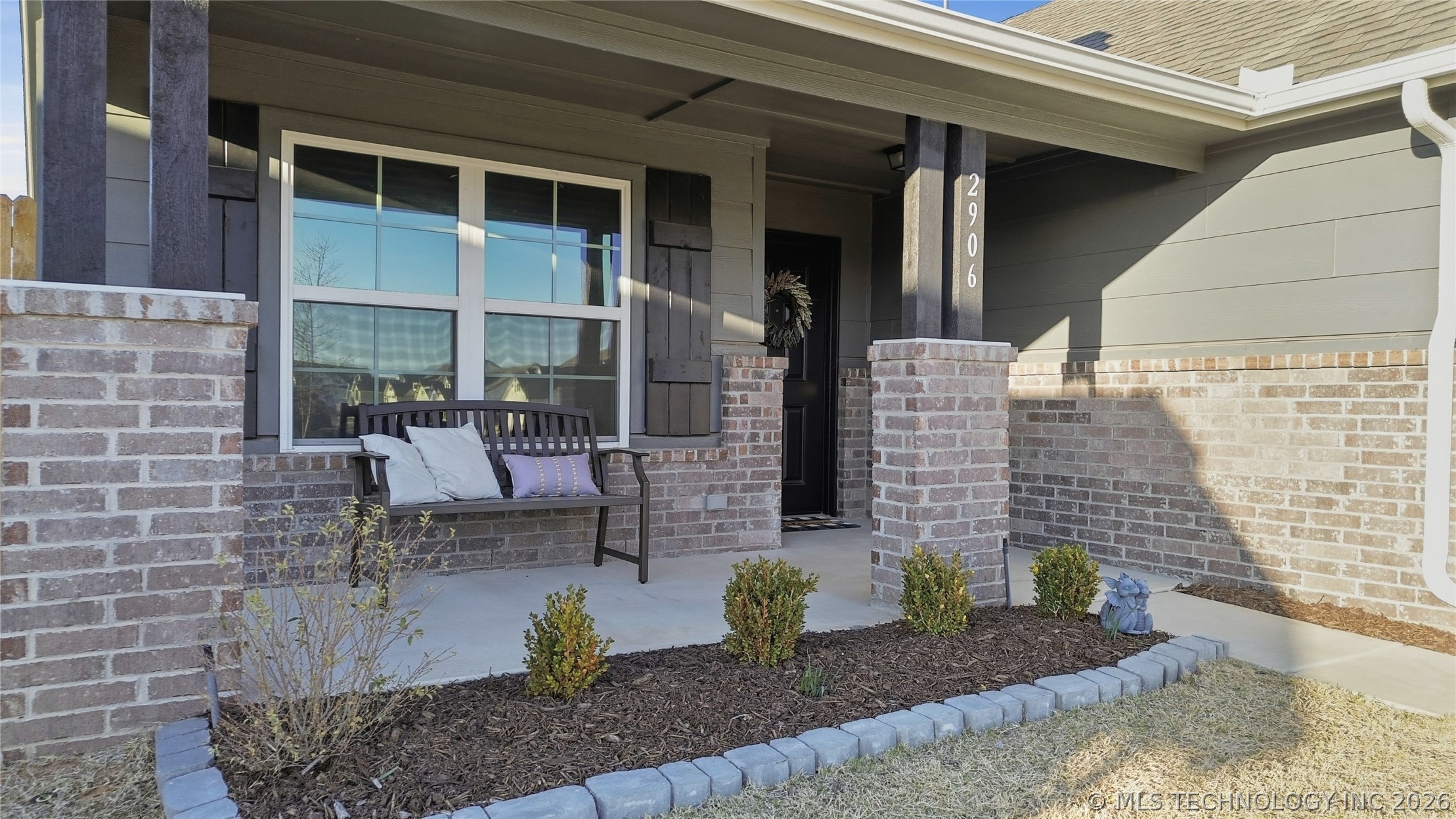 2906 W Albuquerque Place Property Photo 5