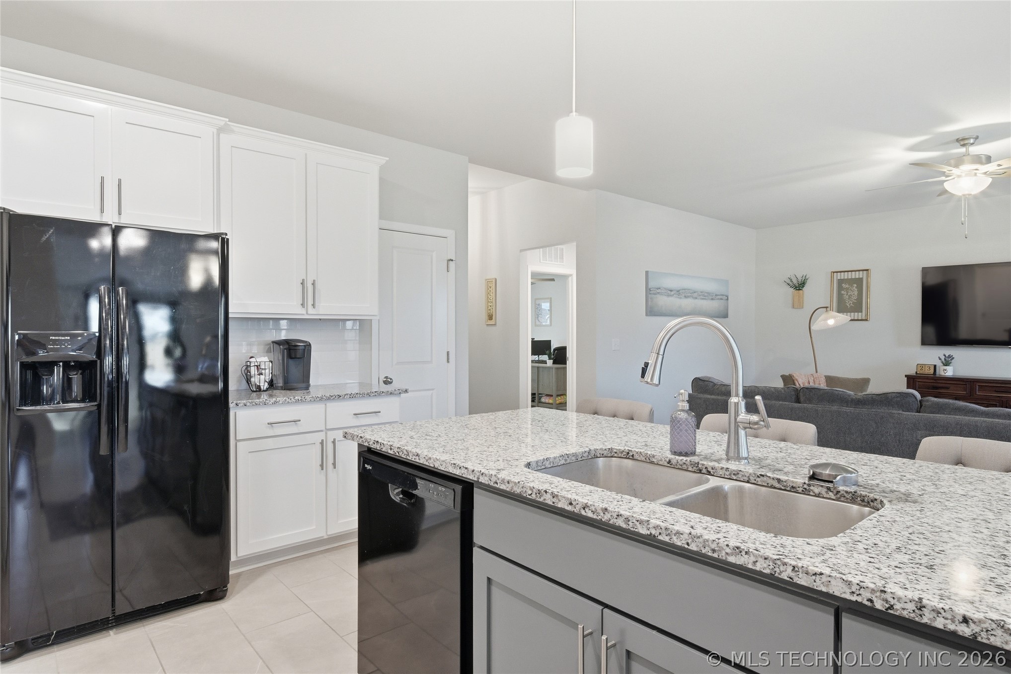 2906 W Albuquerque Place Property Photo 16