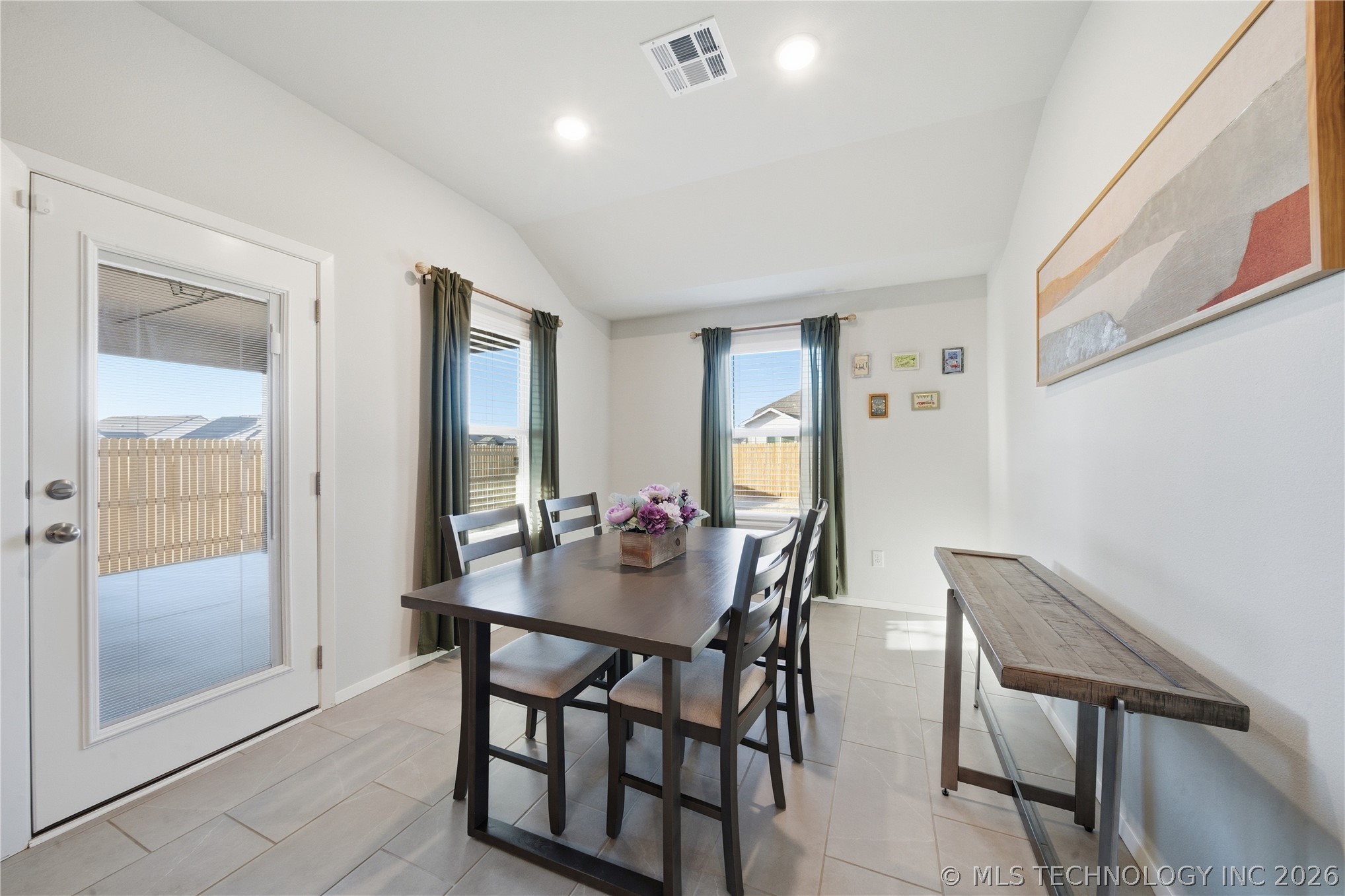 2906 W Albuquerque Place Property Photo 19