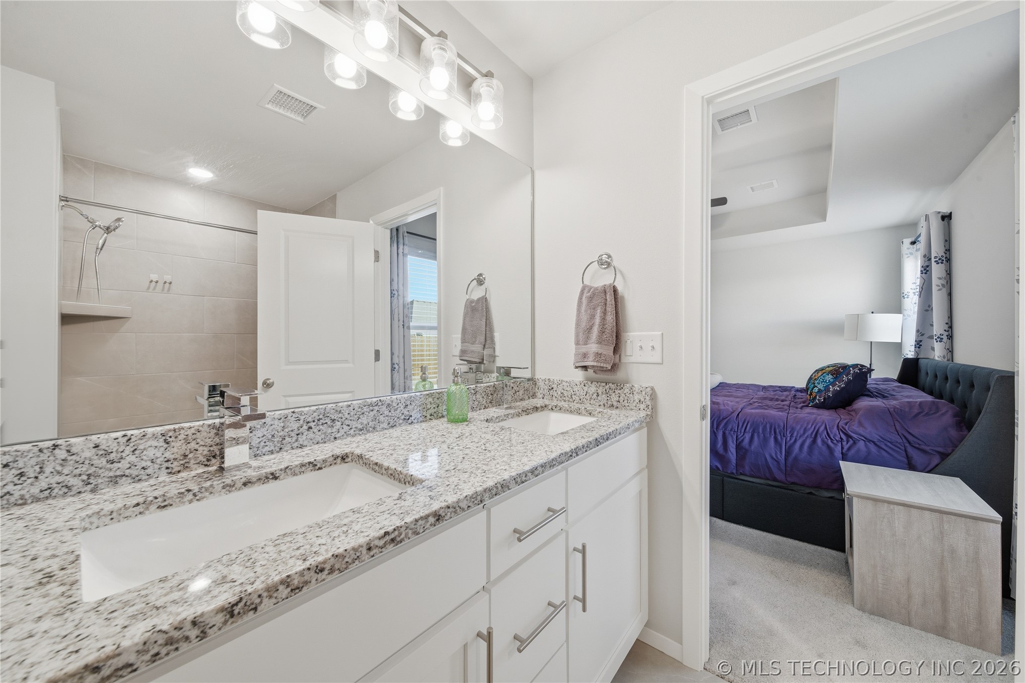 2906 W Albuquerque Place Property Photo 25