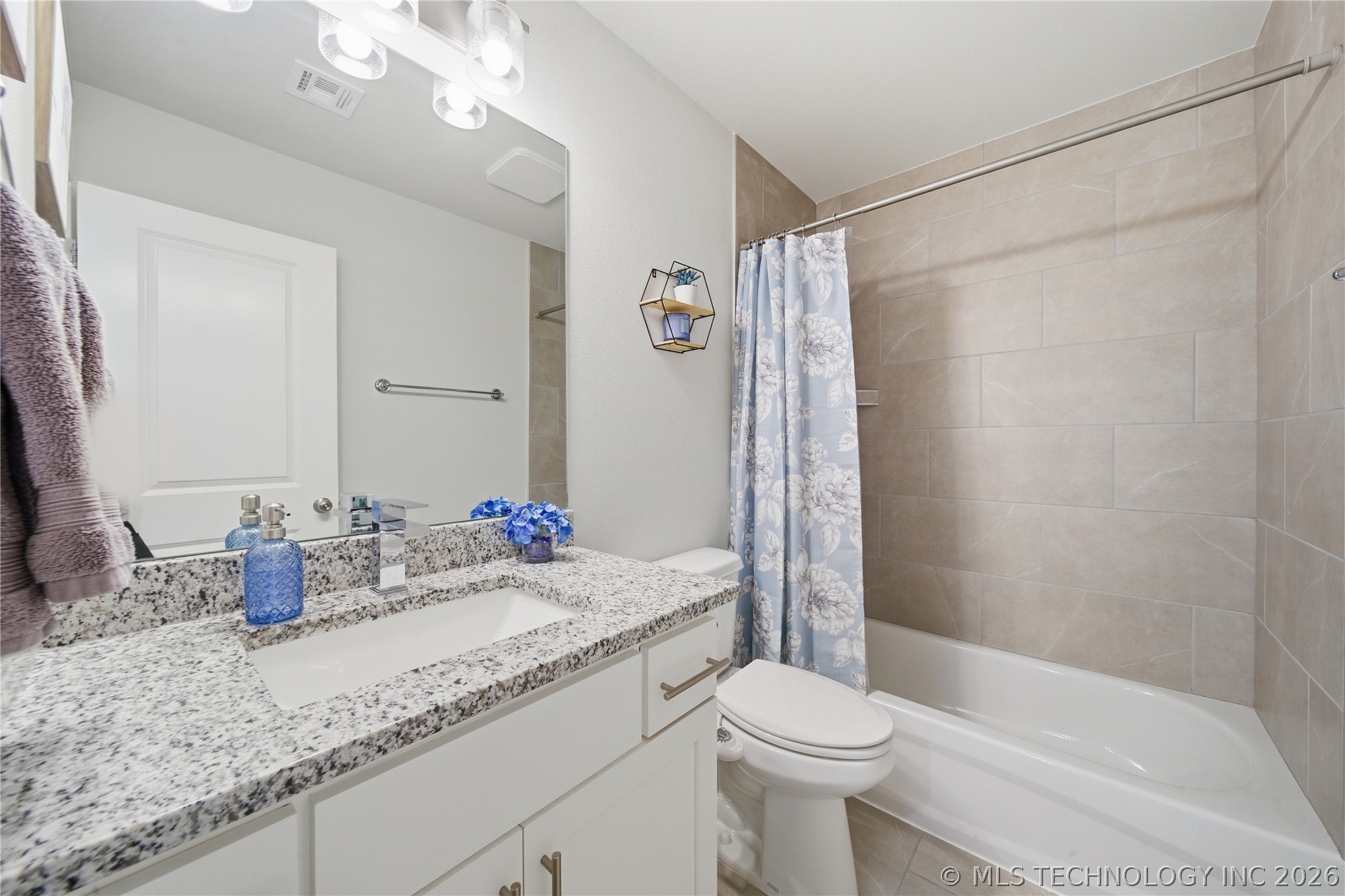 2906 W Albuquerque Place Property Photo 28