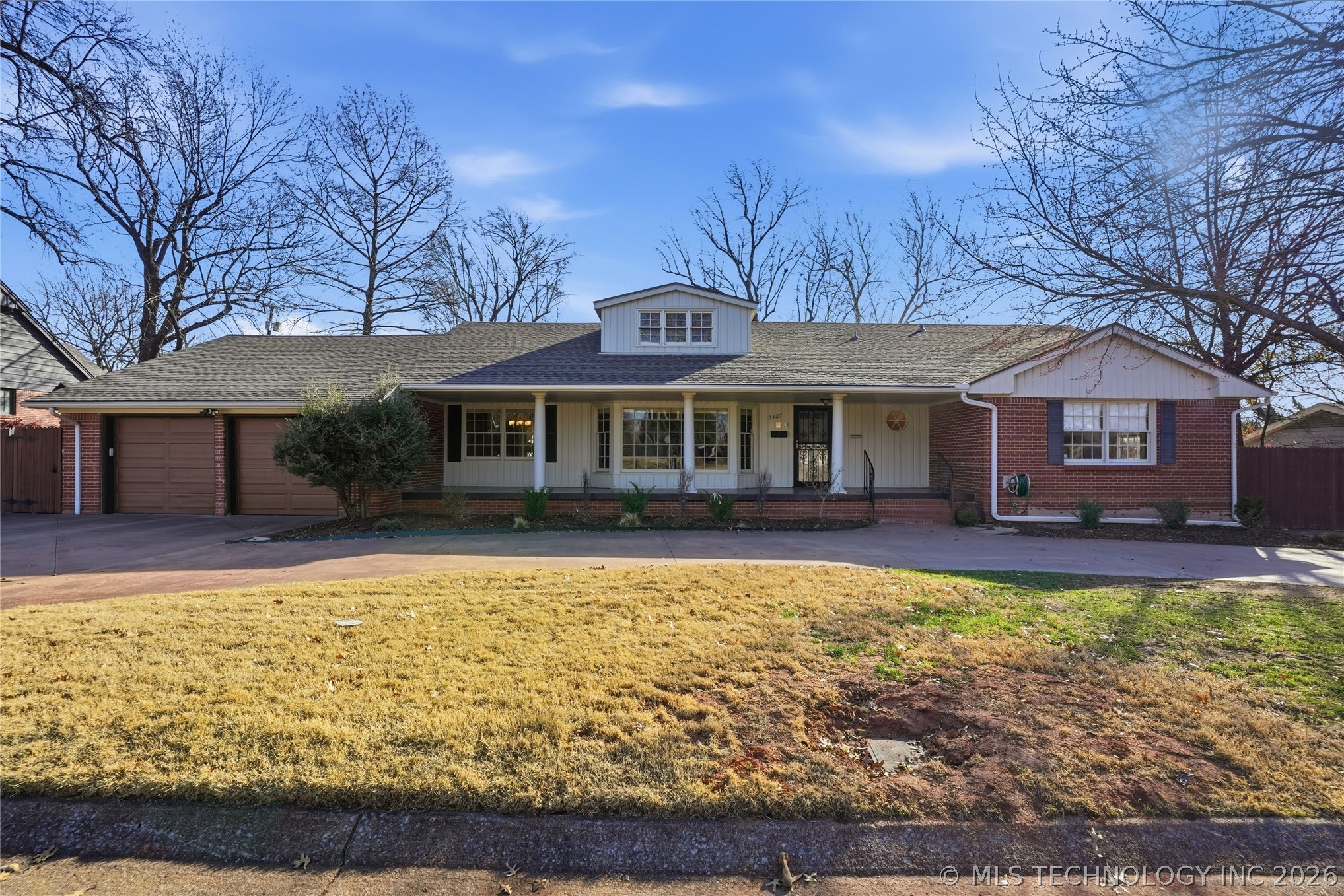 3127 S Lewis Avenue Property Photo 10