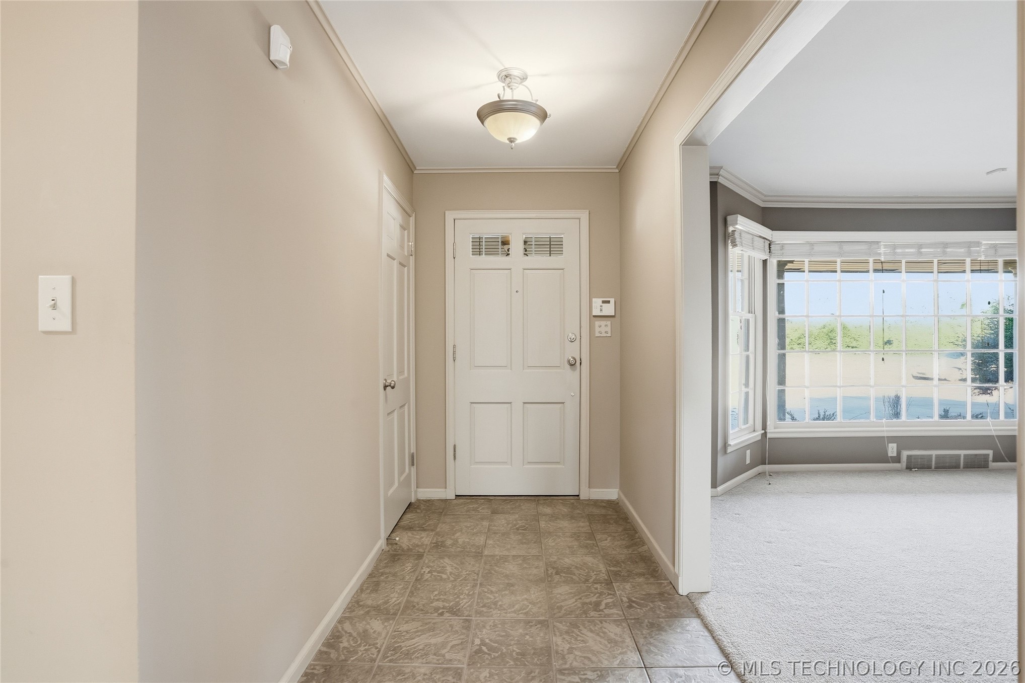 3127 S Lewis Avenue Property Photo 19