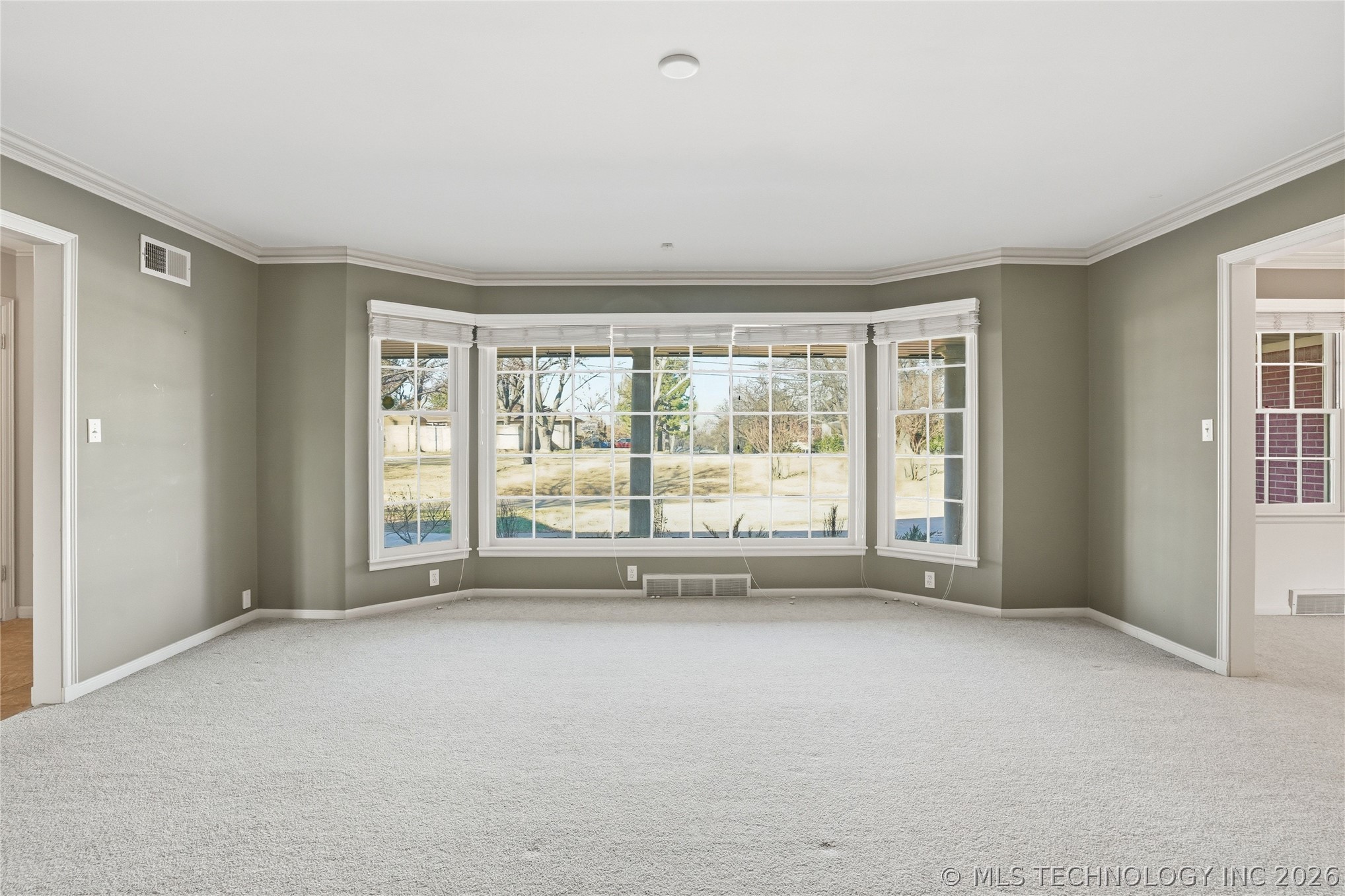3127 S Lewis Avenue Property Photo 43