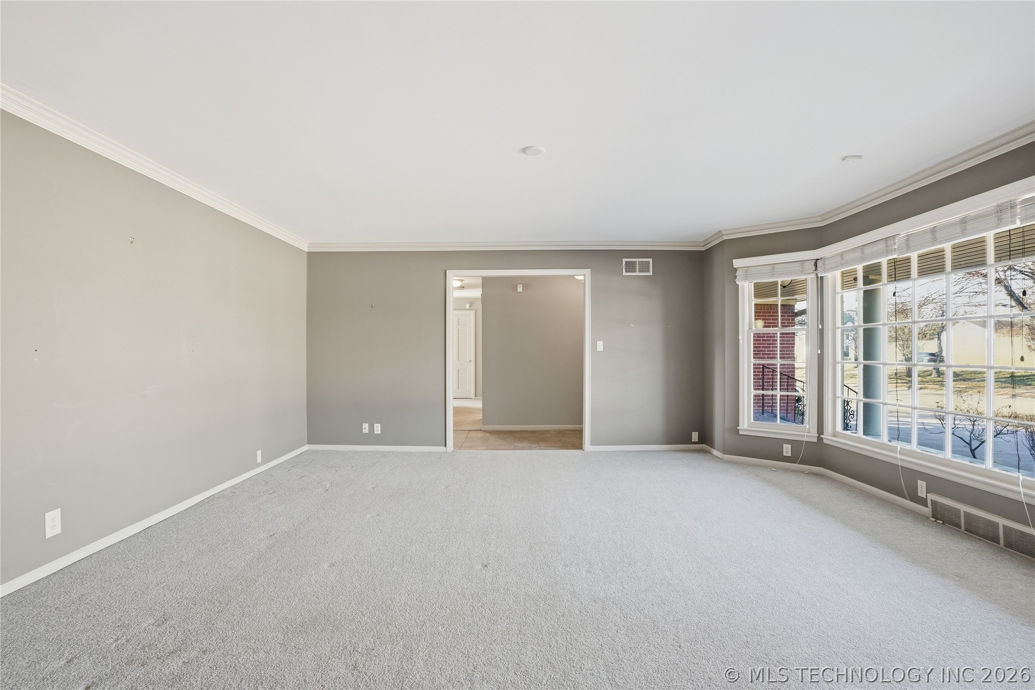 3127 S Lewis Avenue Property Photo 47